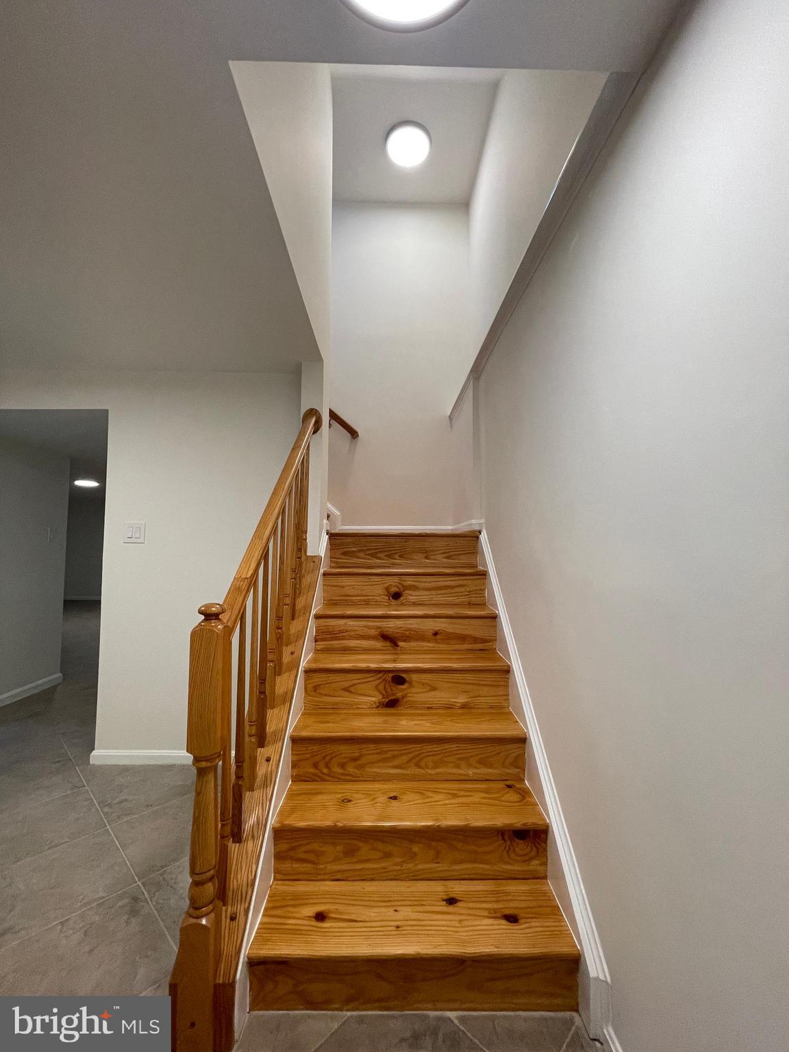 KINGSVIEW VILLAGE - Residential