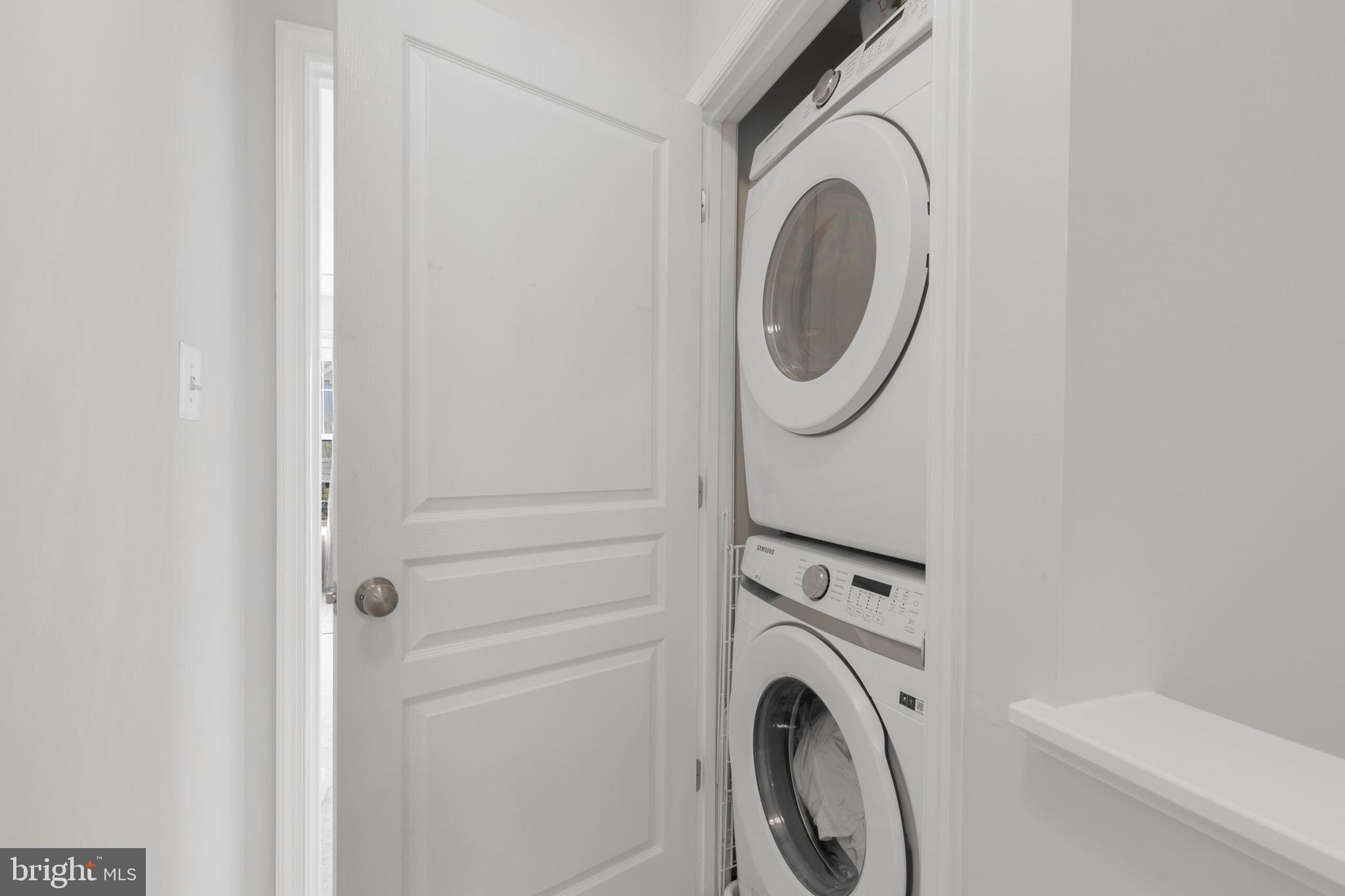 POTOMAC CREST - Residential