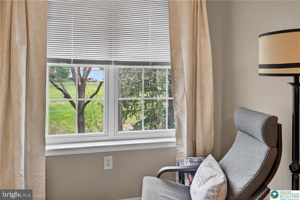 SUMMER LEA - Residential