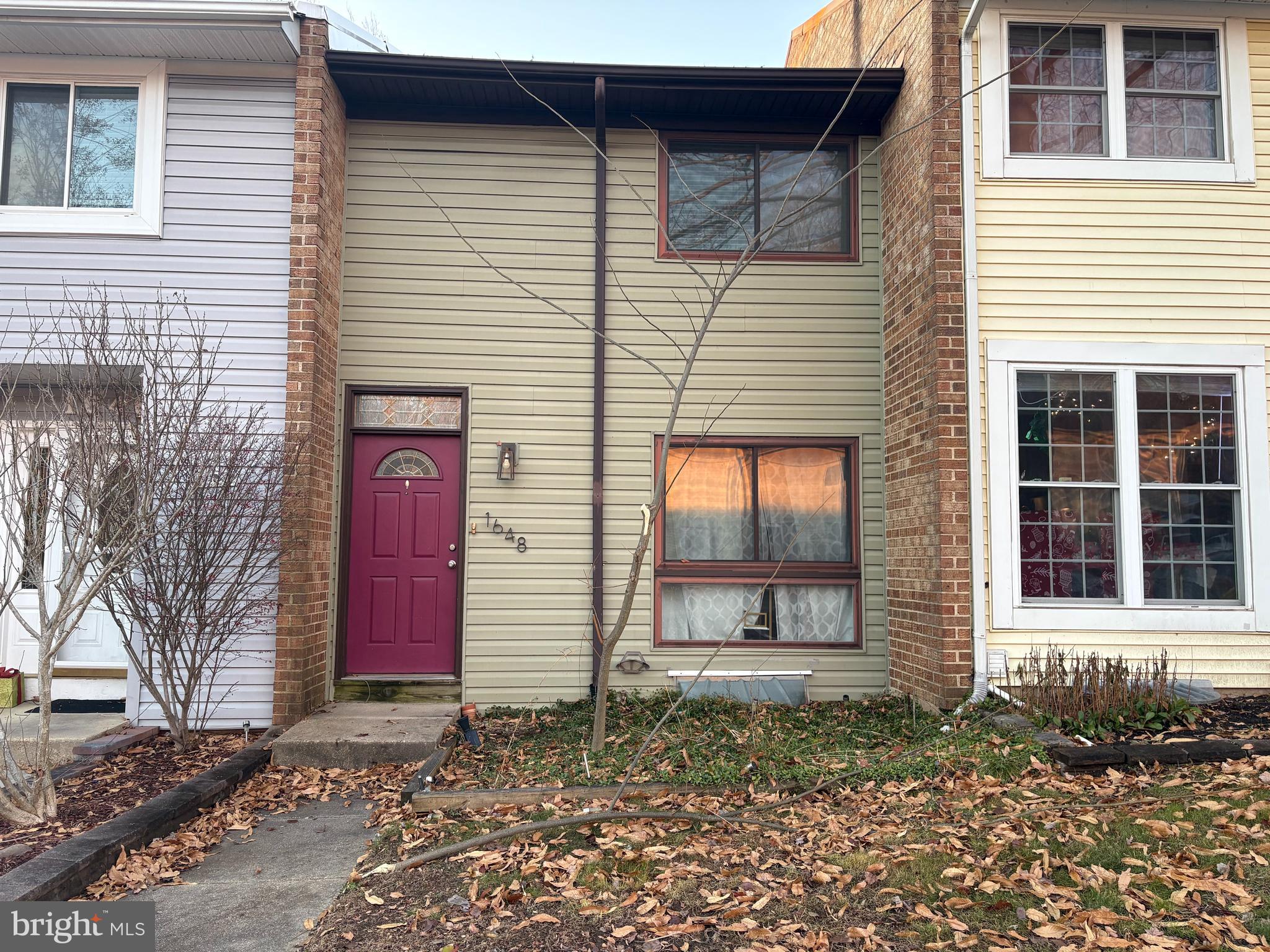 1648 NEW WINDSOR COURT