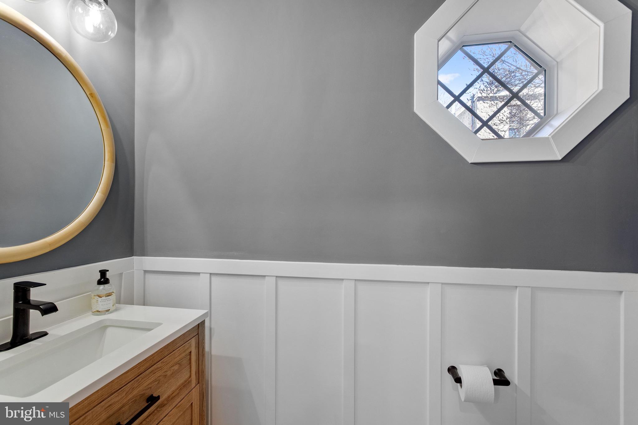 NORTH CENTRAL - Residential Lease