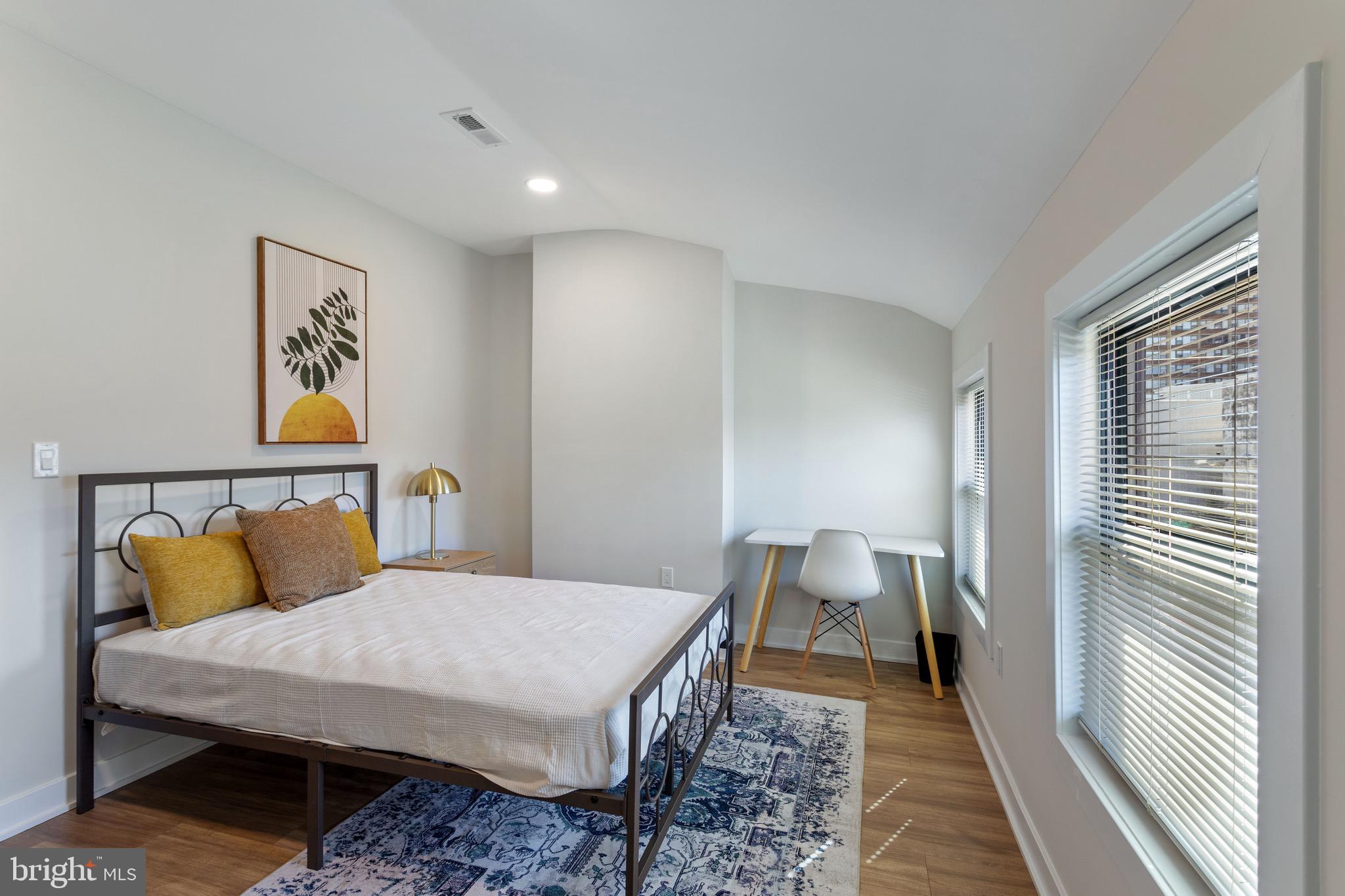 NORTH CENTRAL - Residential Lease