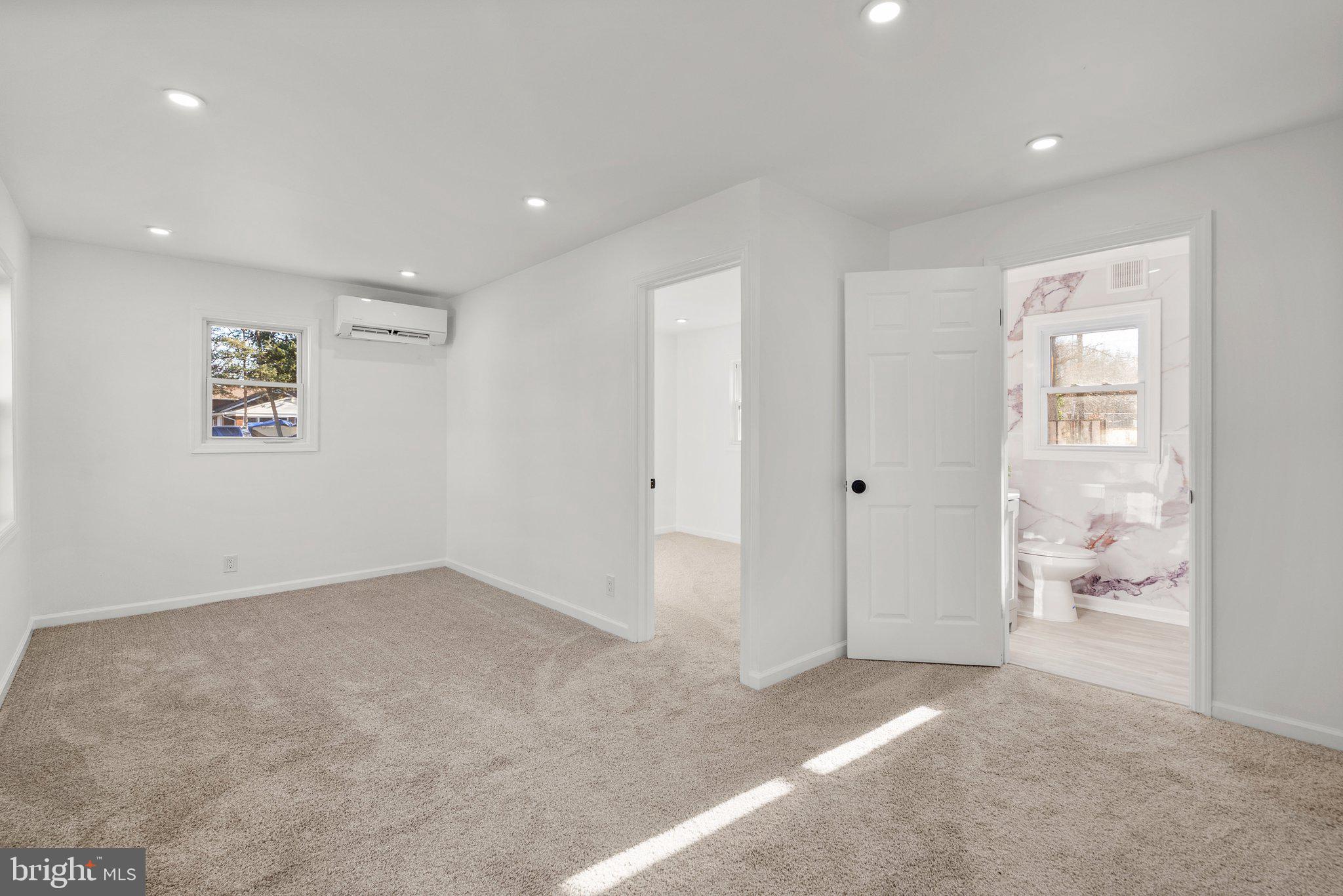 PRINCETON - Residential