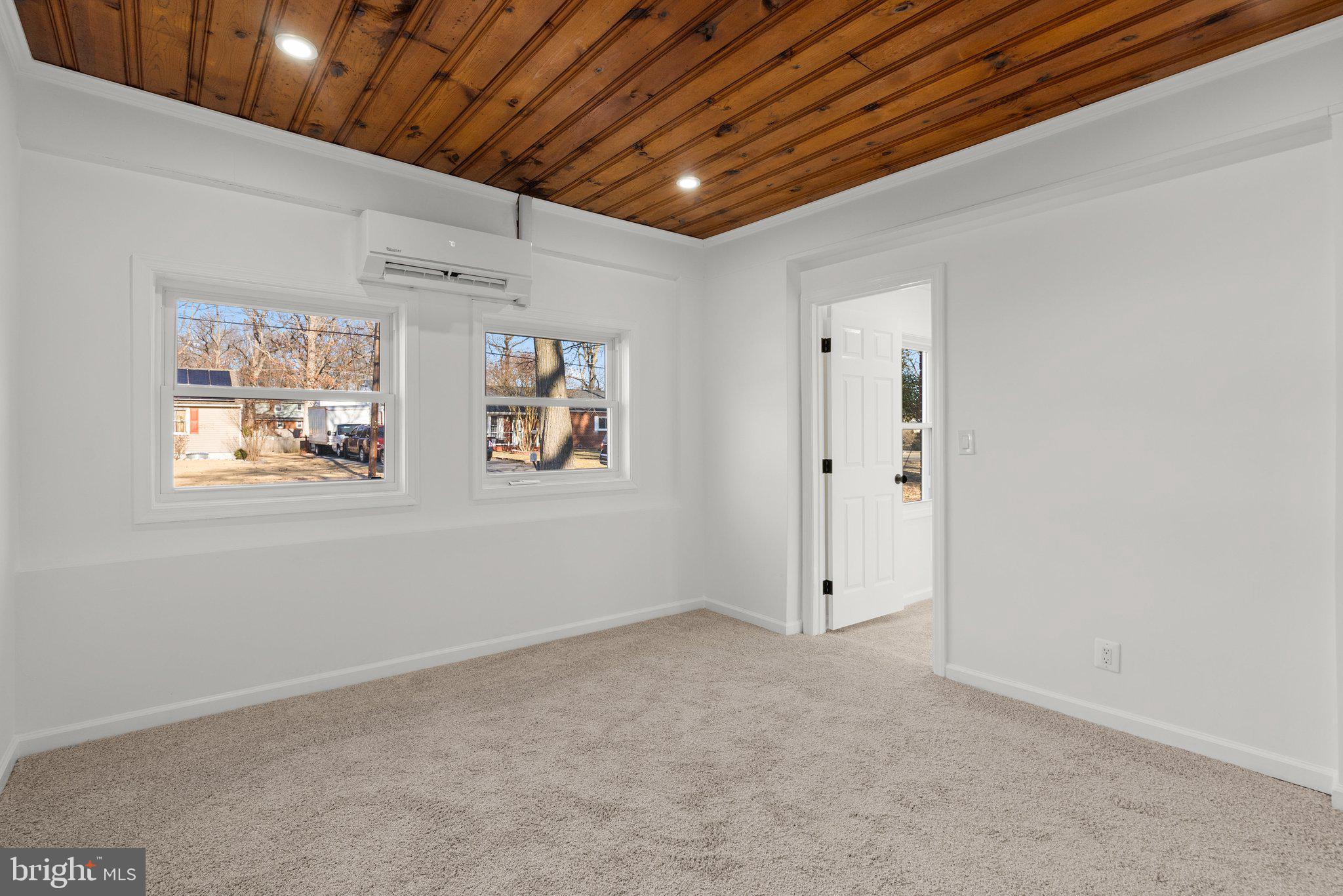 PRINCETON - Residential