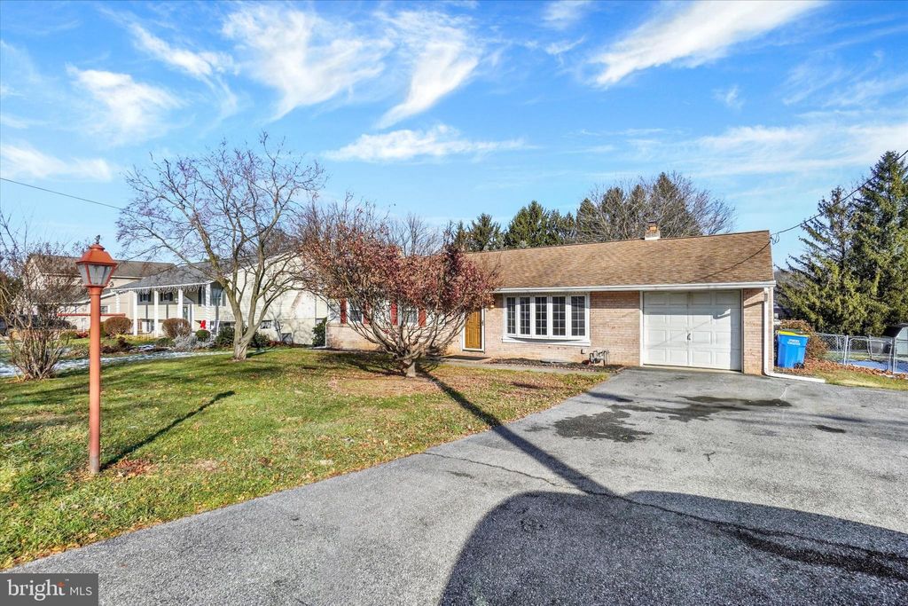 Photo of 1825 Powder Mill Road, YORK, PA 17402 (MLS # PAYK2095490)