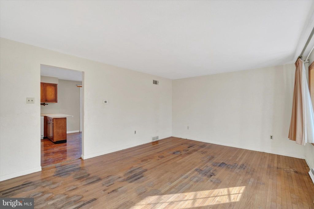 Photo of 1825 Powder Mill Road, YORK, PA 17402 (MLS # PAYK2095490)