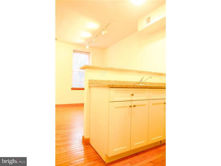 WASHINGTON SQ - Residential Lease