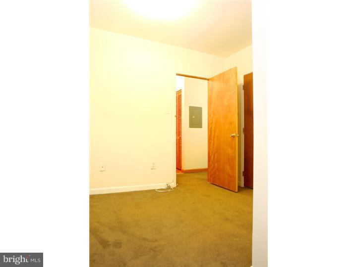 WASHINGTON SQ - Residential Lease