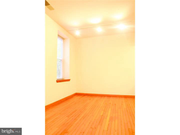 WASHINGTON SQ - Residential Lease