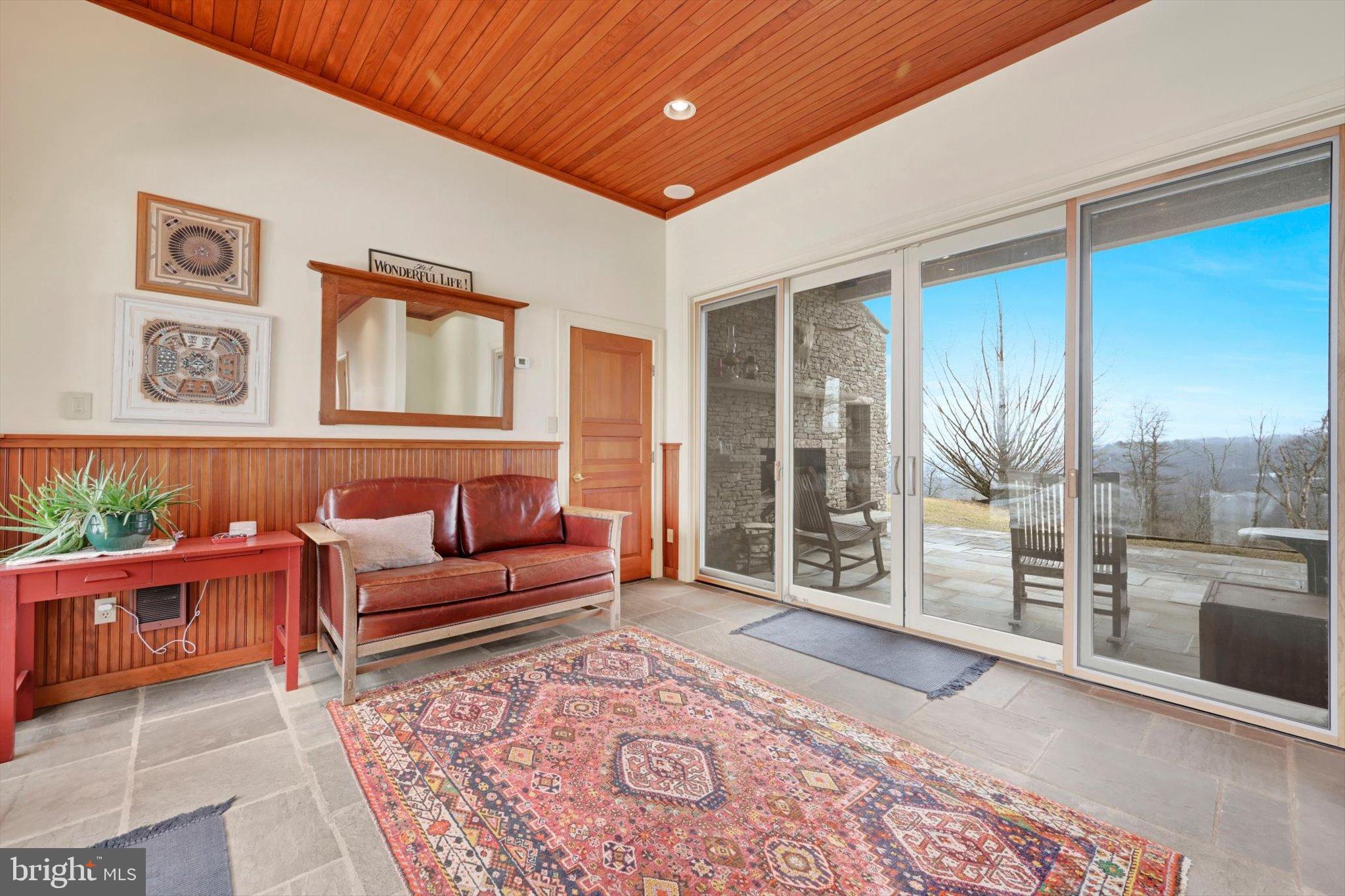 LANDINGVILLE - Residential