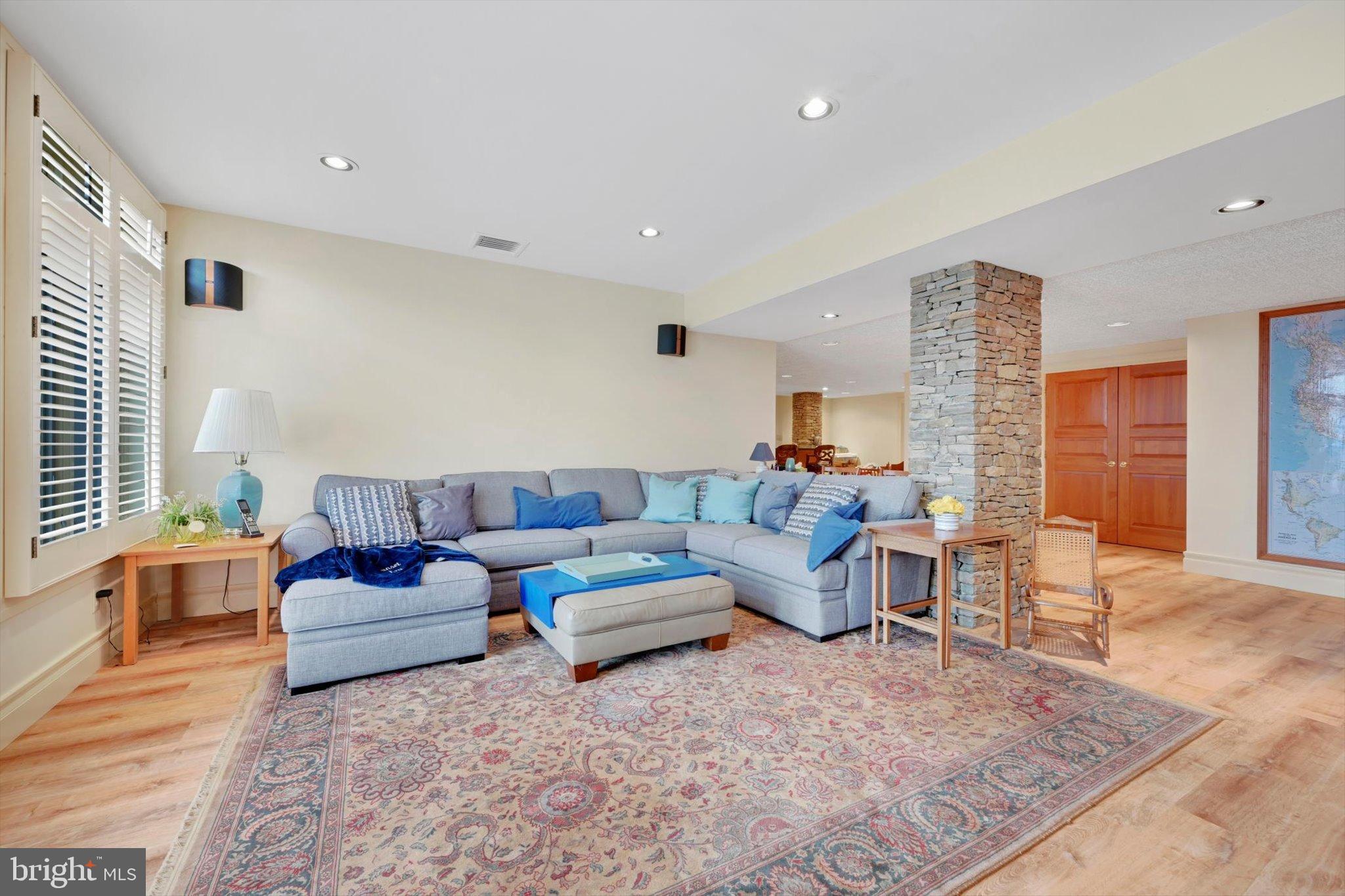 LANDINGVILLE - Residential