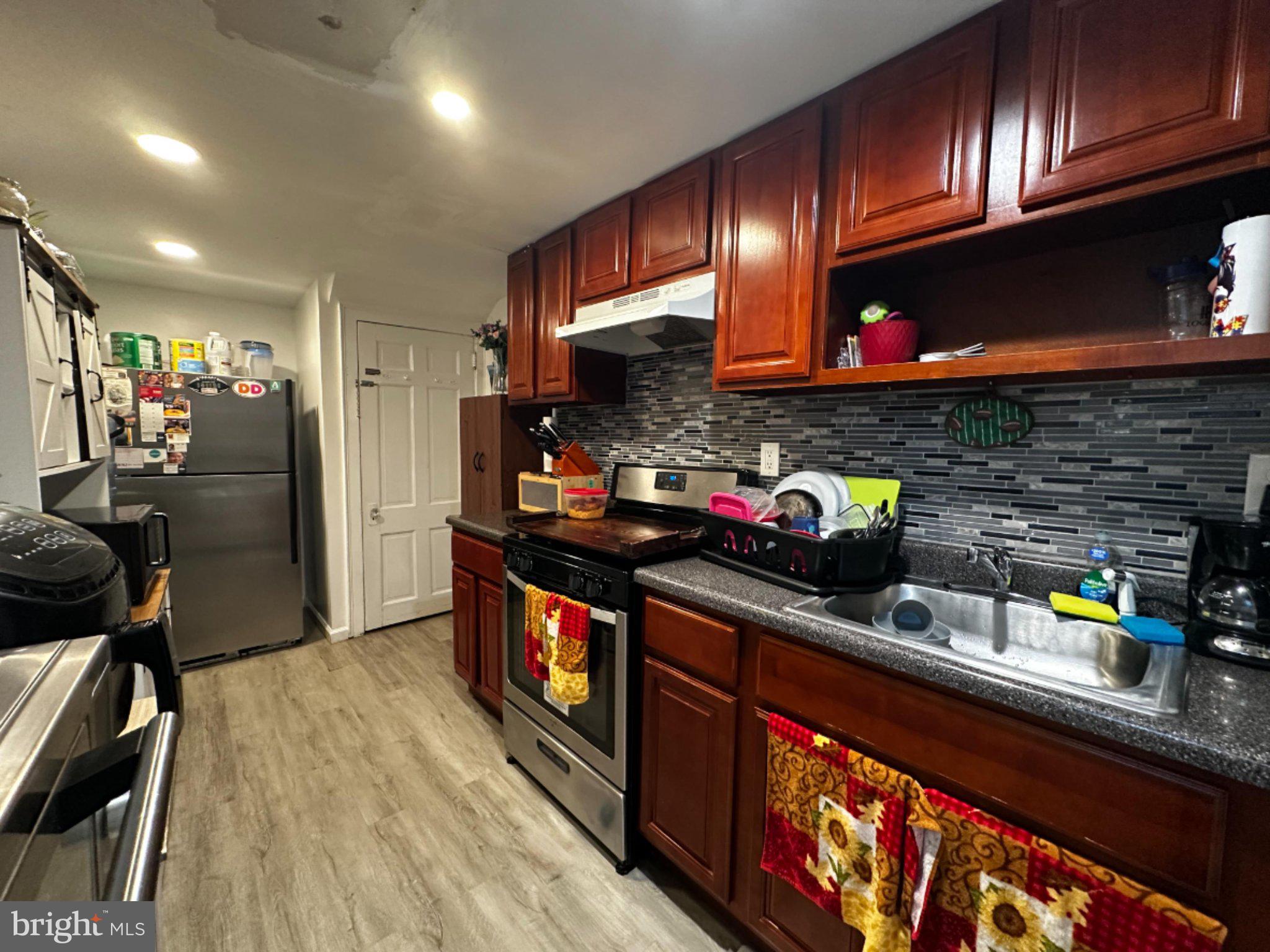 3049 PORTER ROAD