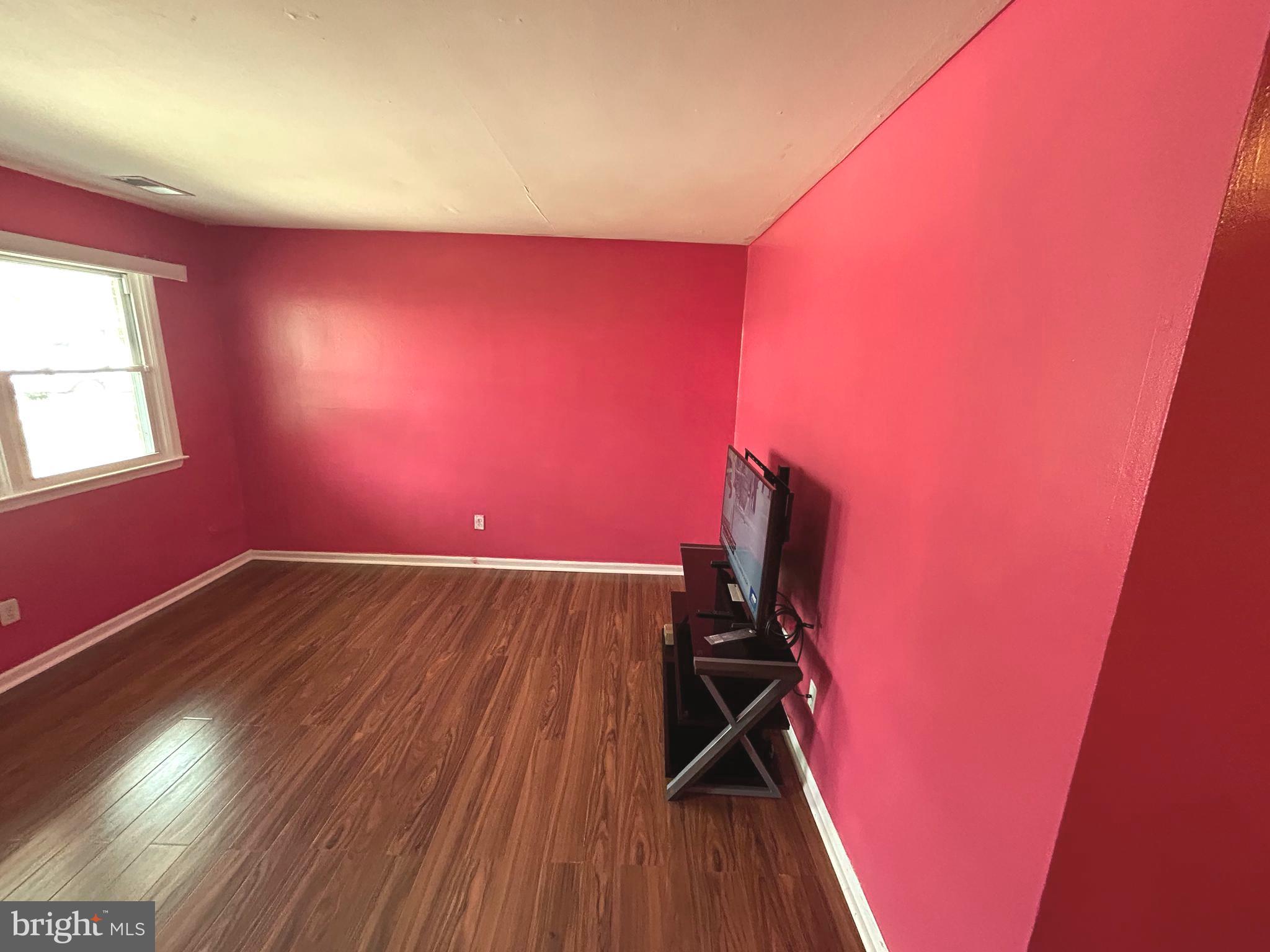465 BARRISTER PLACE