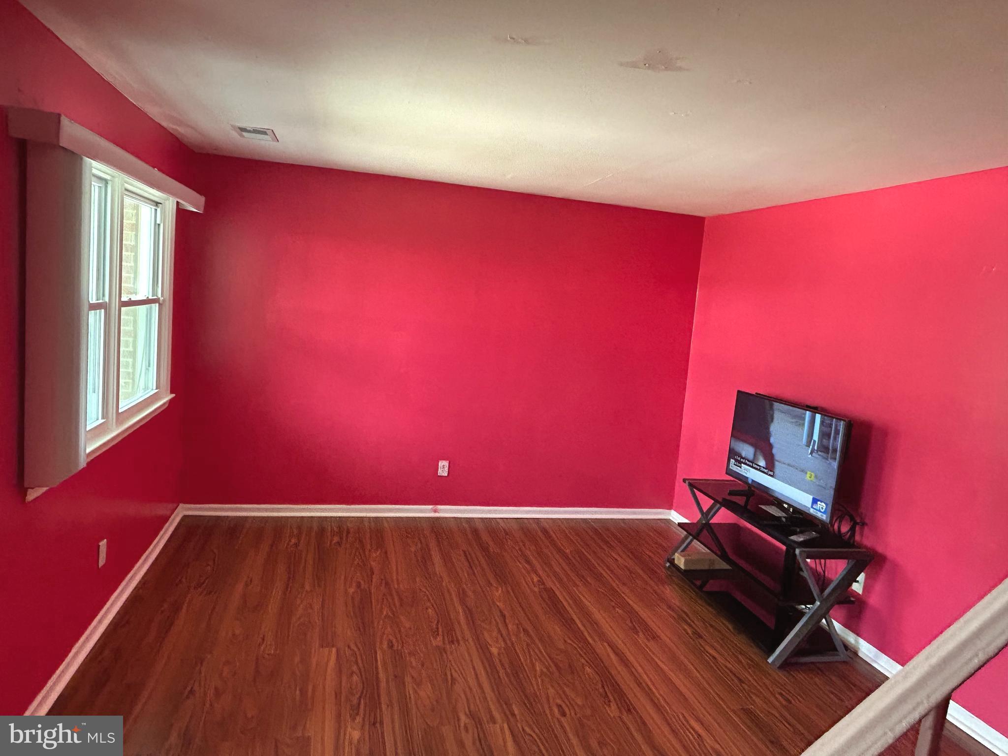 465 BARRISTER PLACE