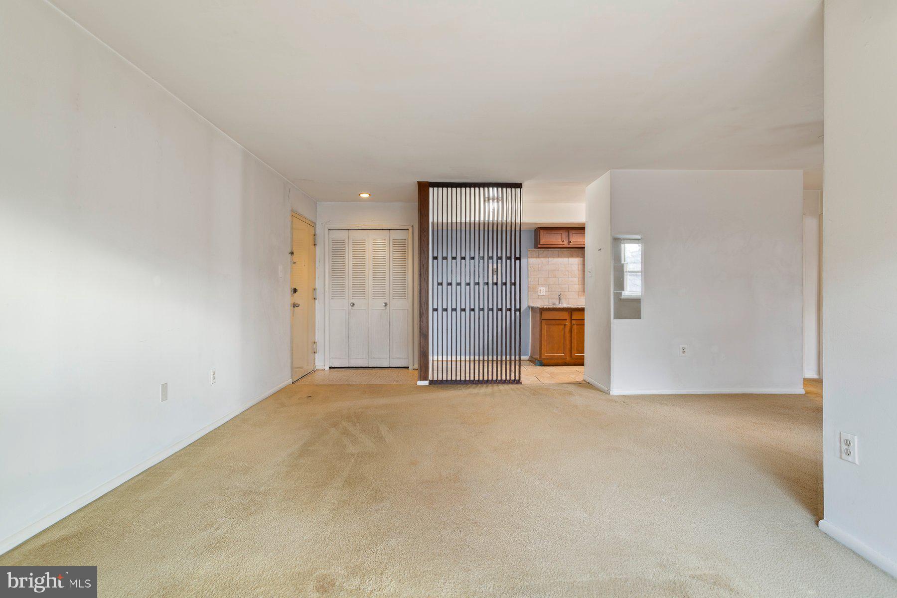 GLENMONT - Residential