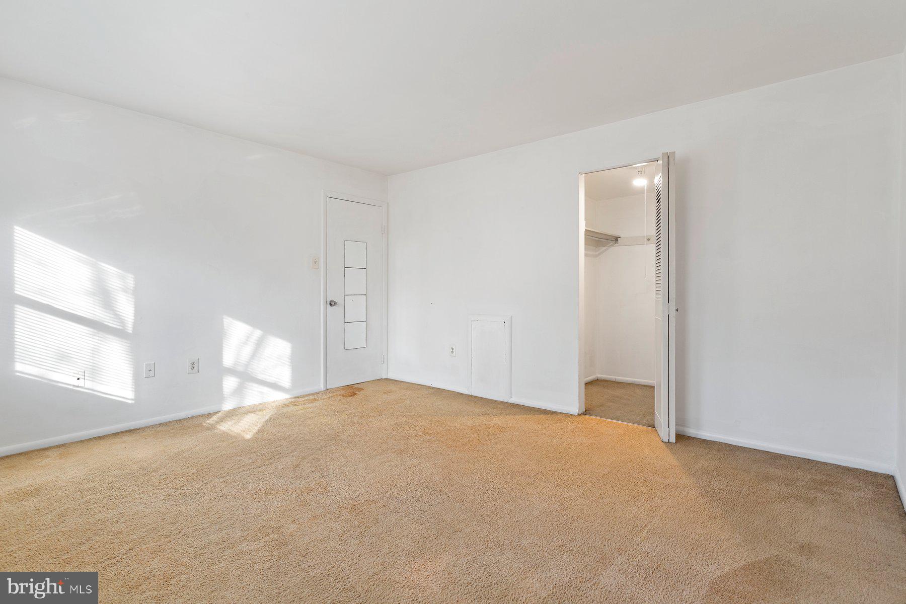 GLENMONT - Residential