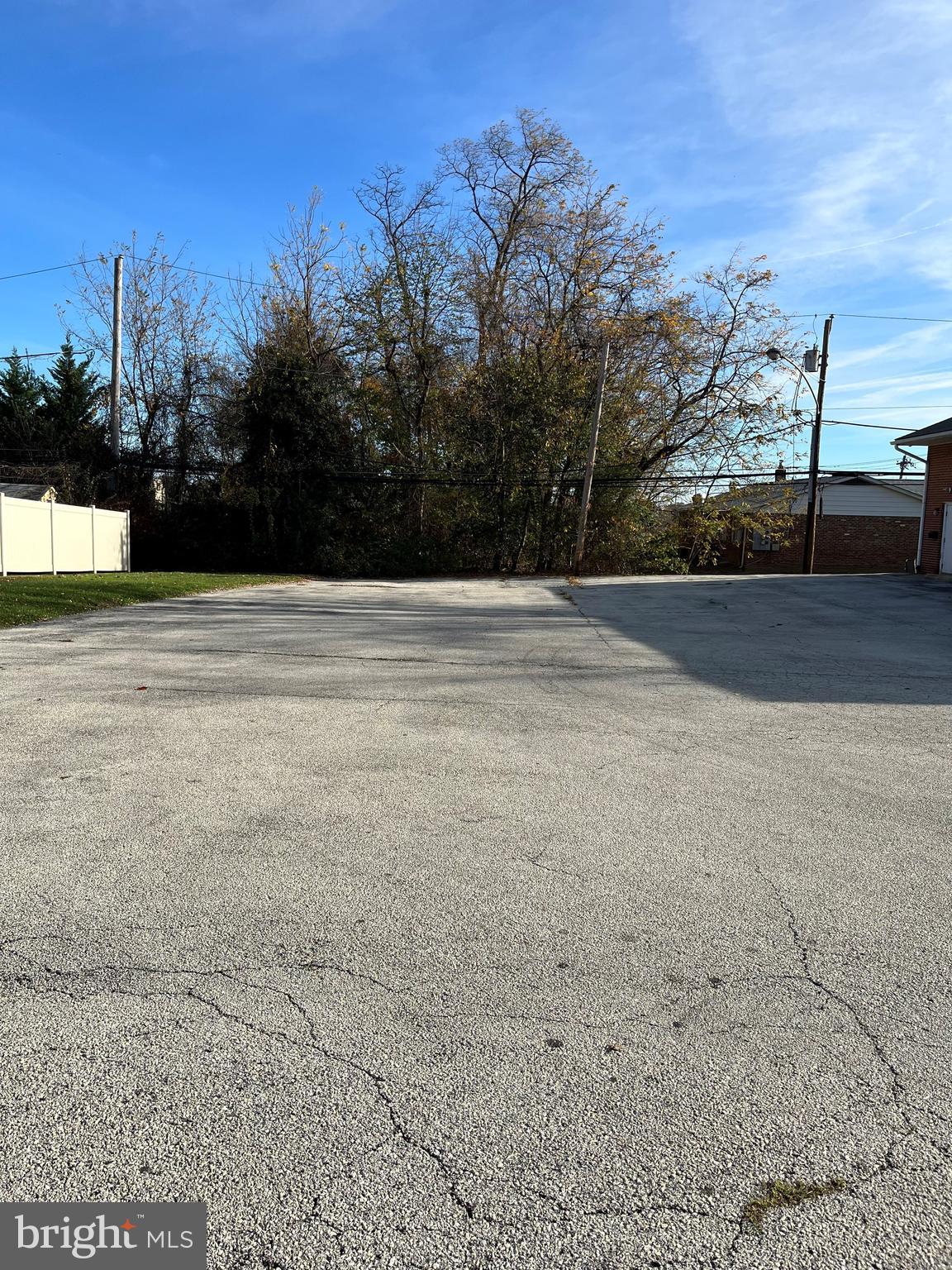 NONE AVAILABLE - Commercial Lease