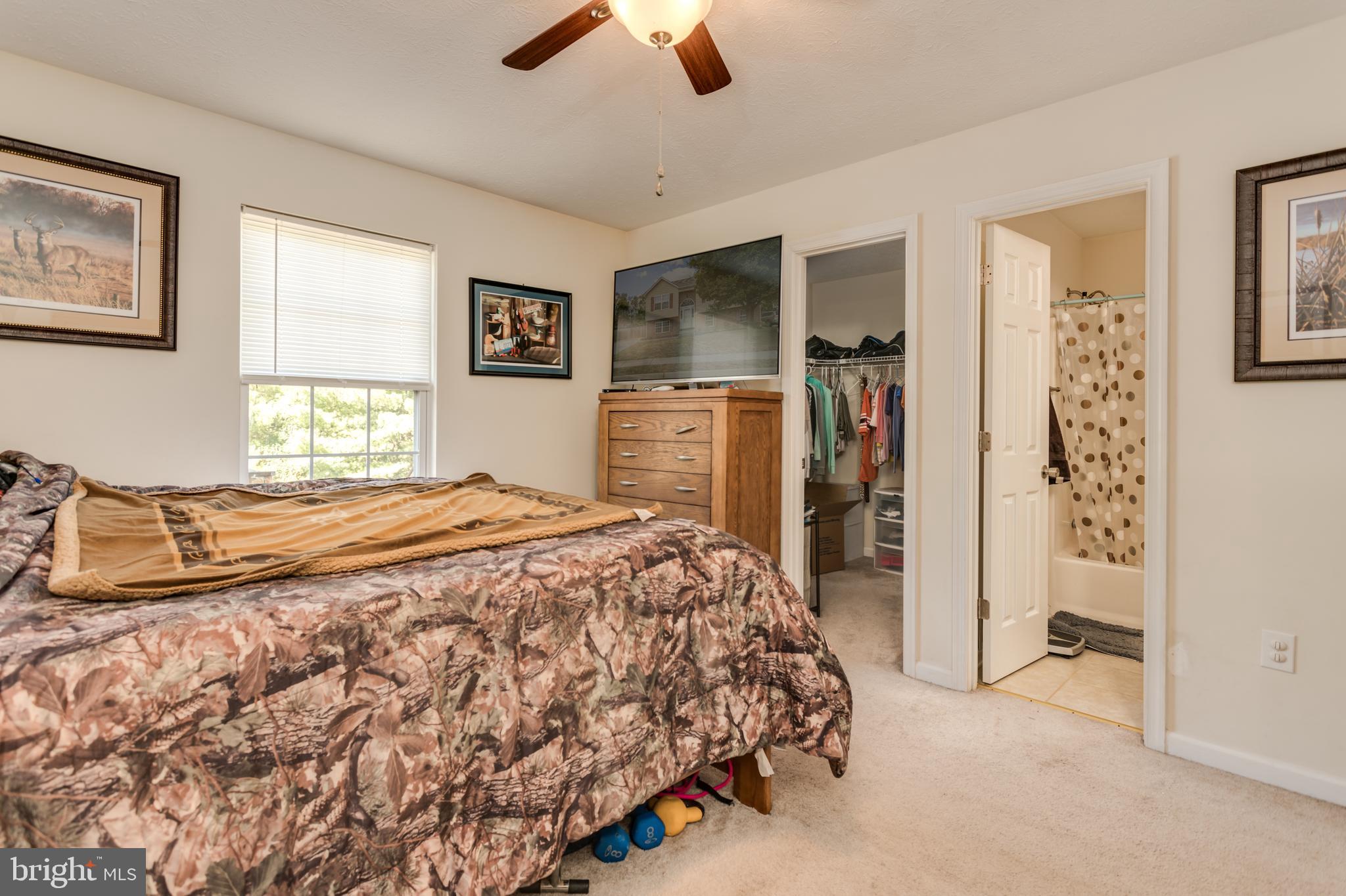 DOMINION KNOLLS - Residential