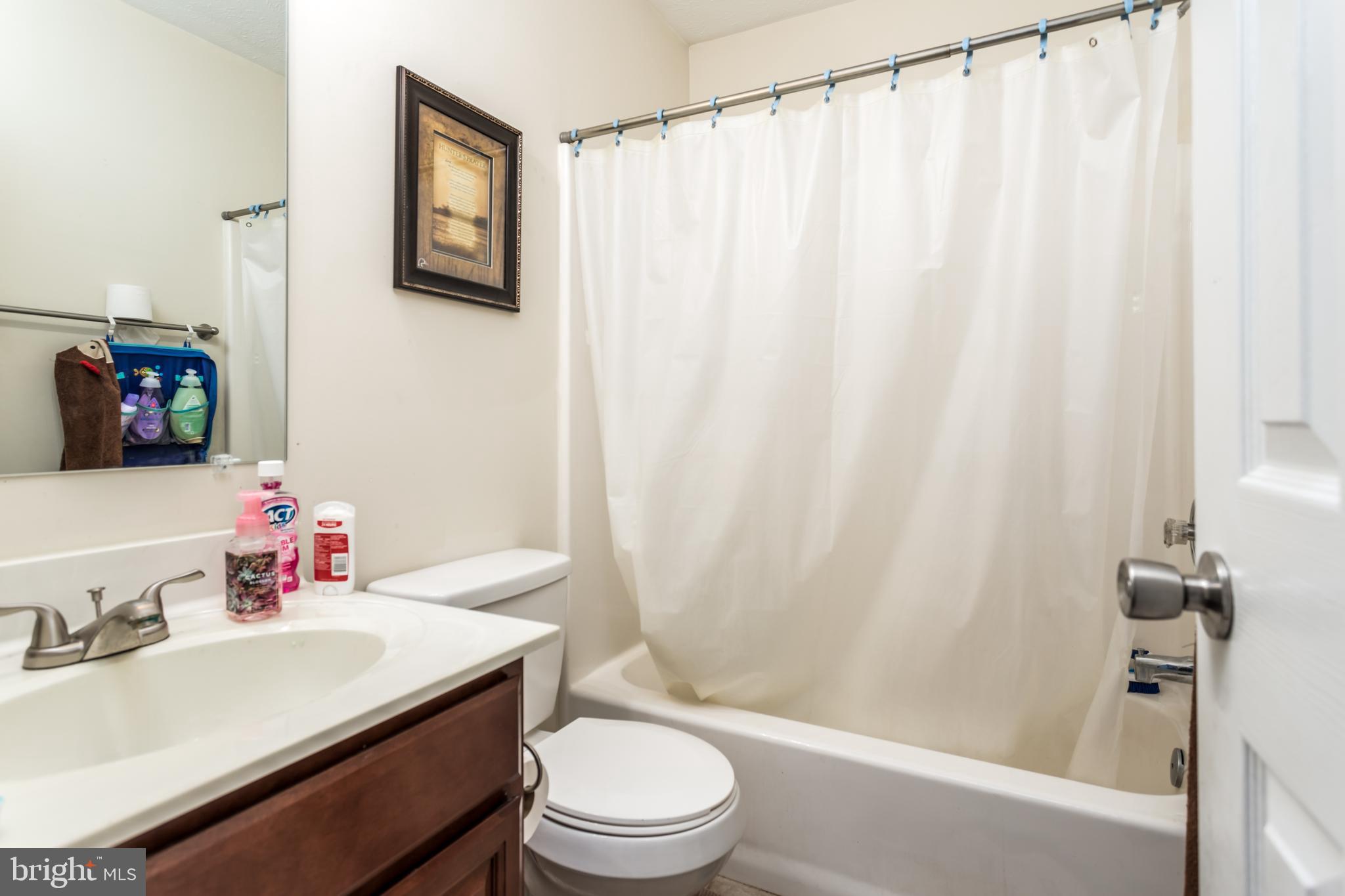 DOMINION KNOLLS - Residential