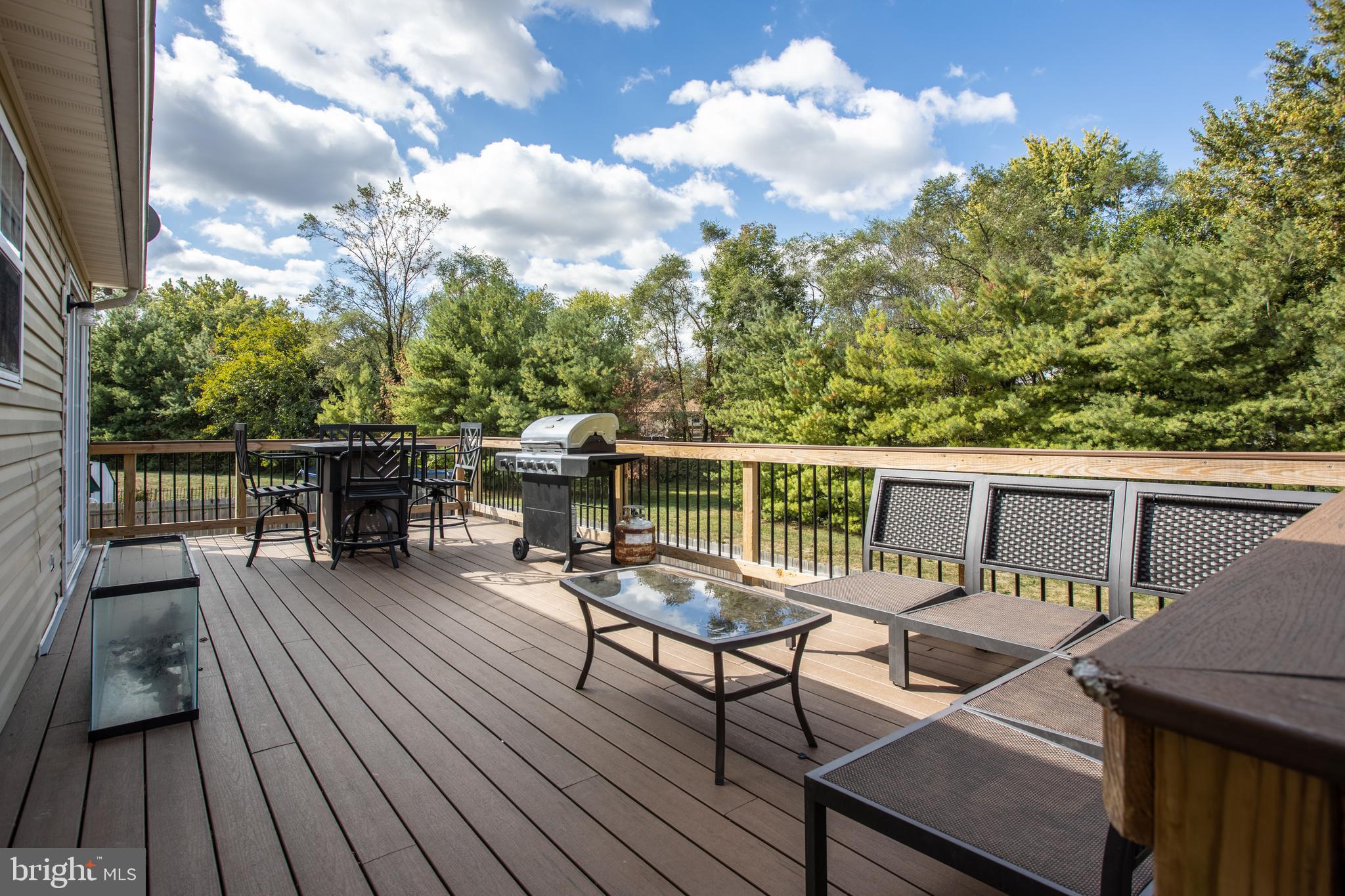 DOMINION KNOLLS - Residential