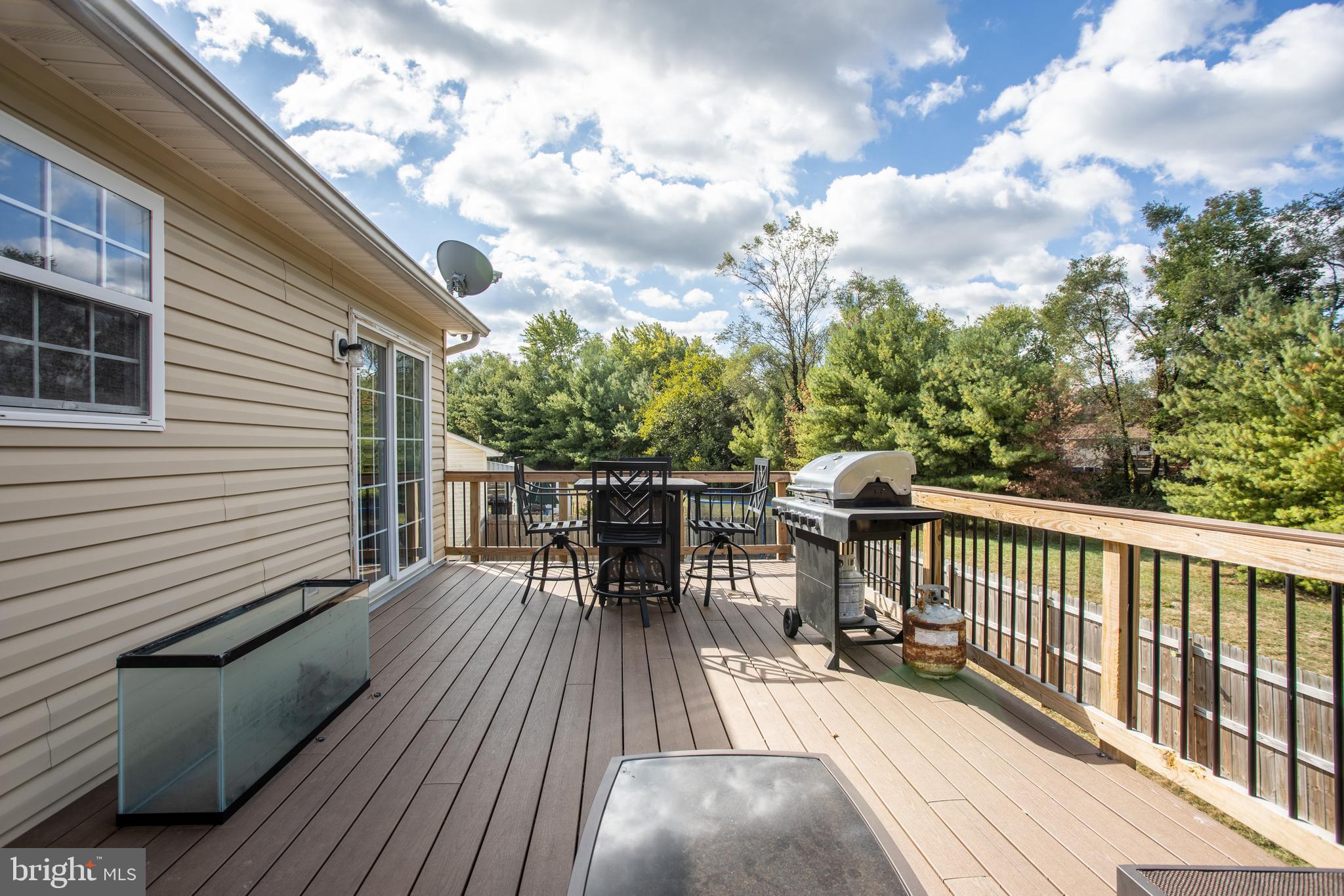 DOMINION KNOLLS - Residential