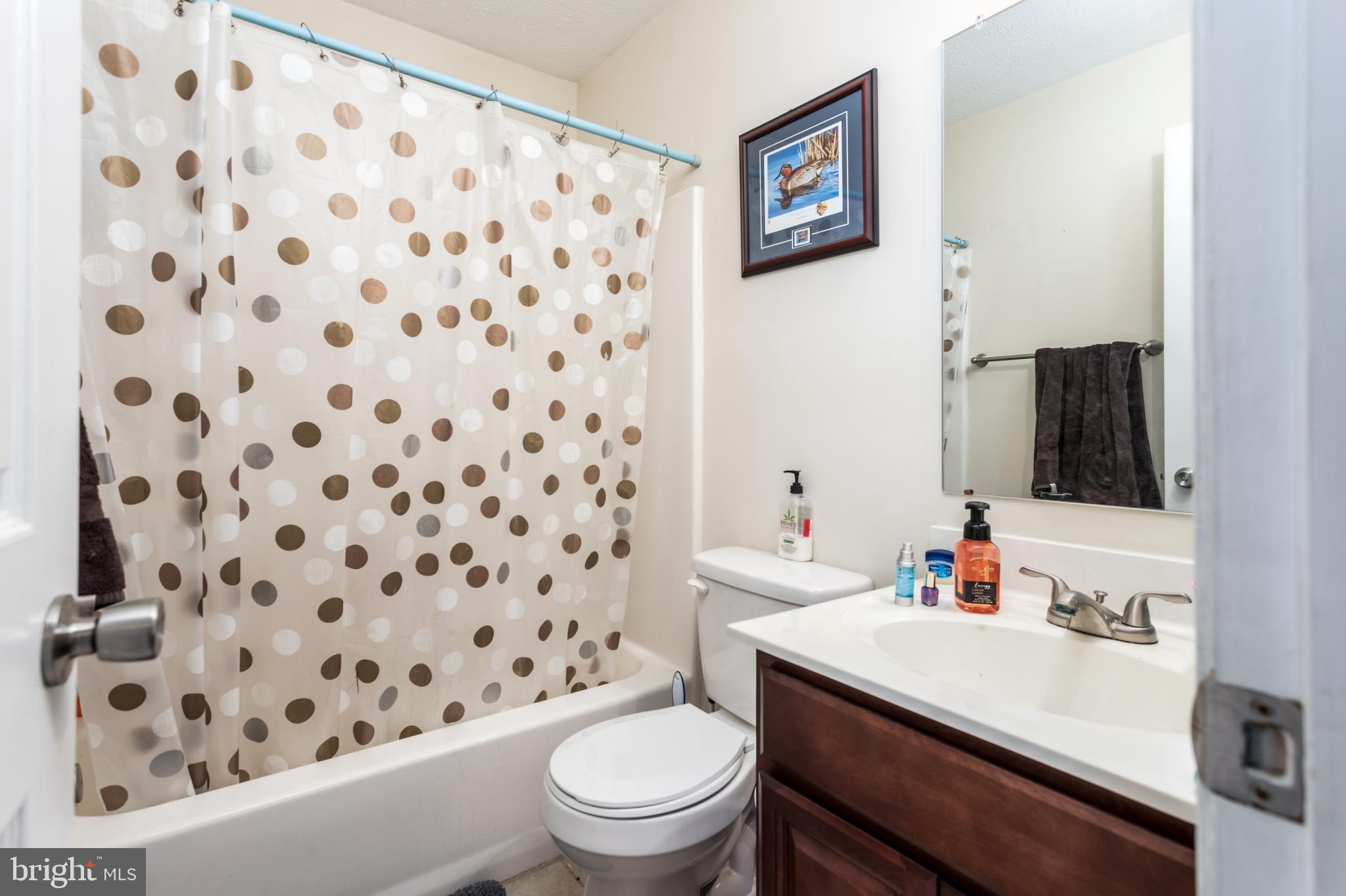 DOMINION KNOLLS - Residential