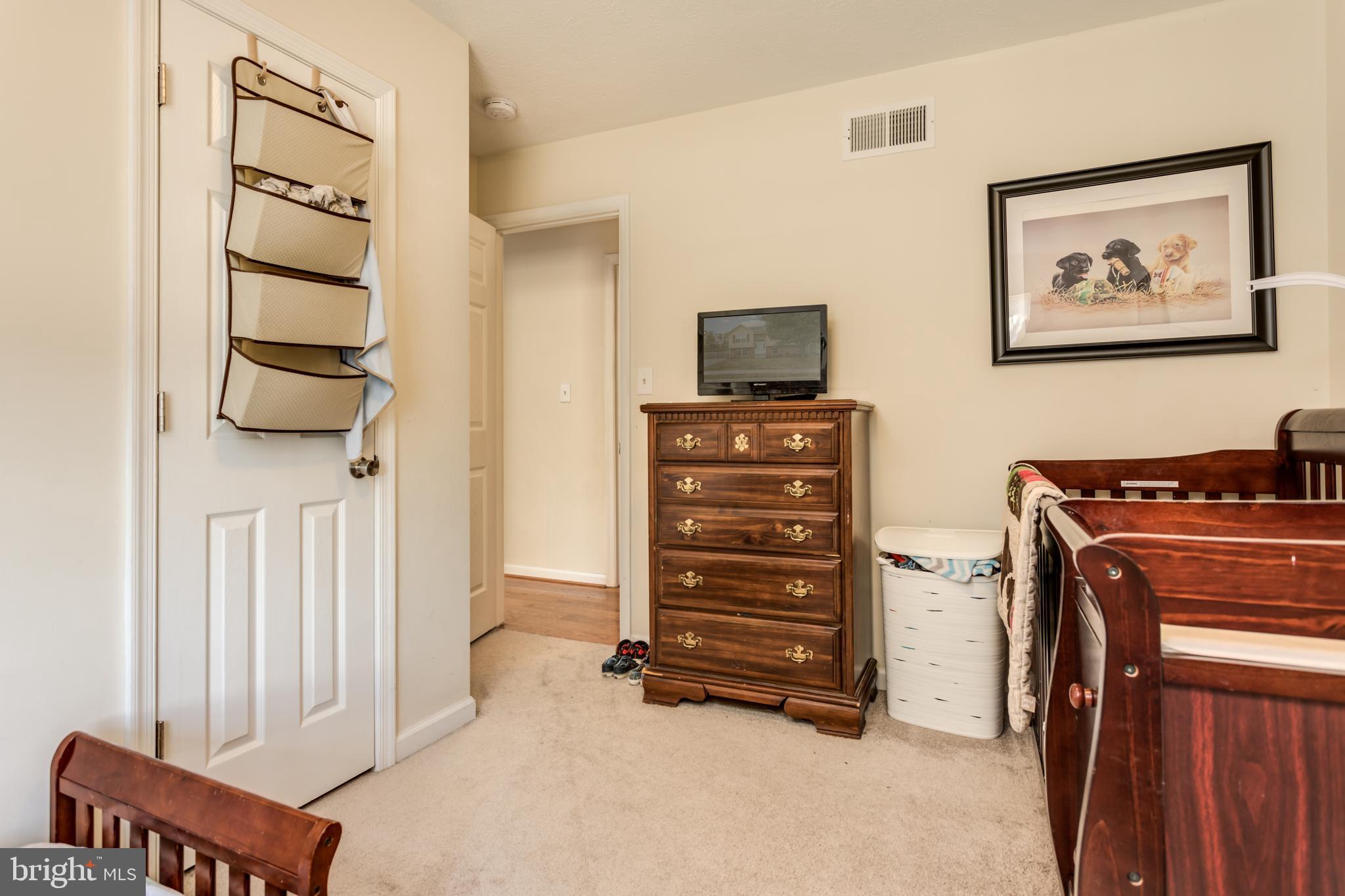 DOMINION KNOLLS - Residential