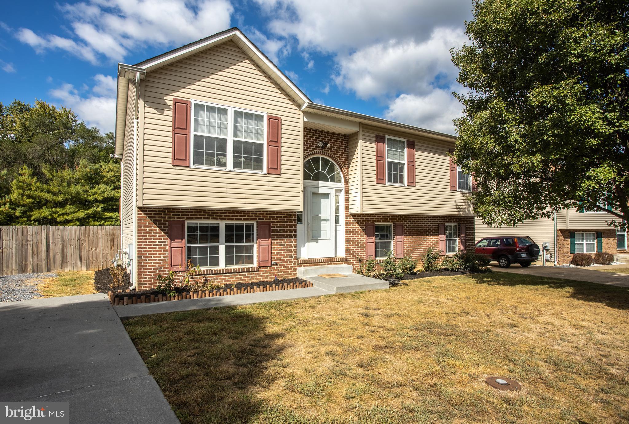 DOMINION KNOLLS - Residential