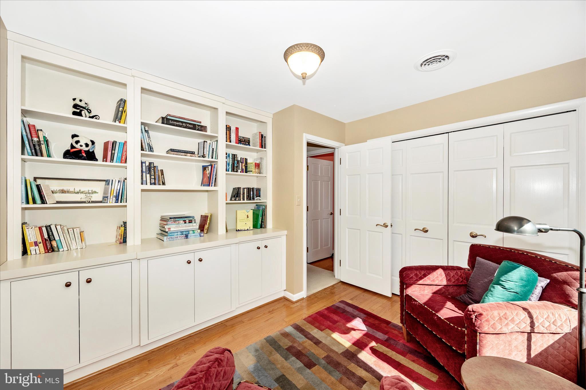 CLOVER HILL - Residential