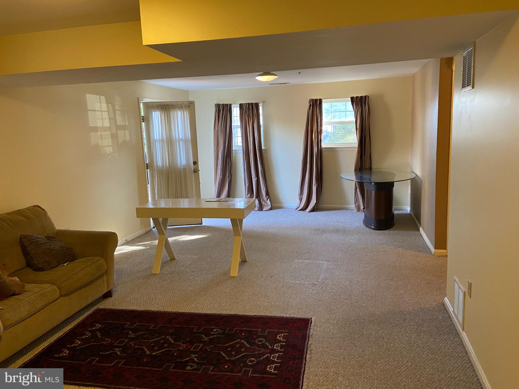 DANIELS PARK - Residential Lease