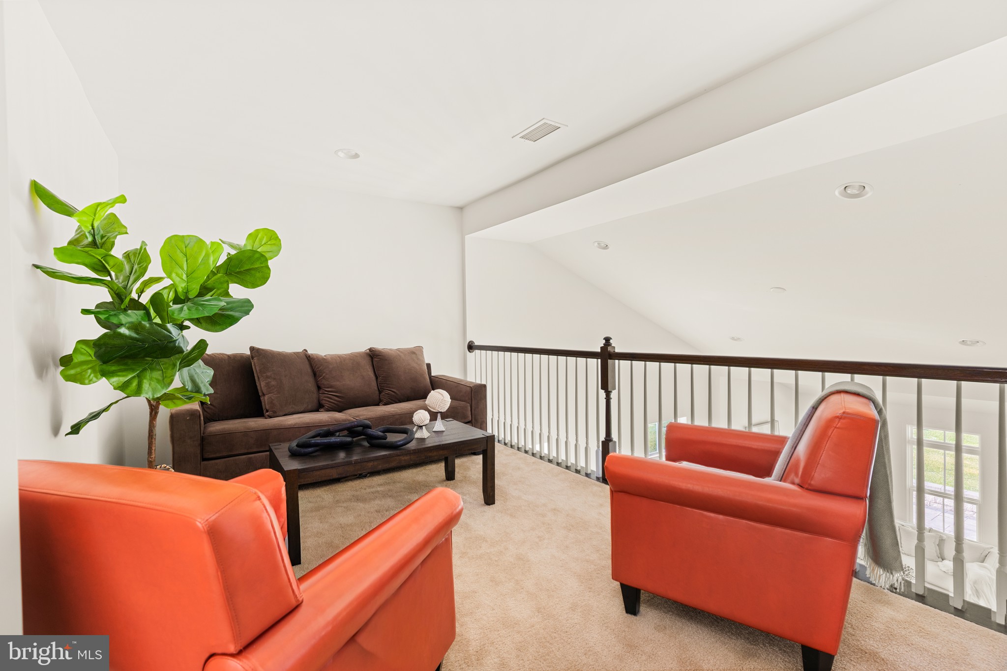 COASTAL CLUB - Residential