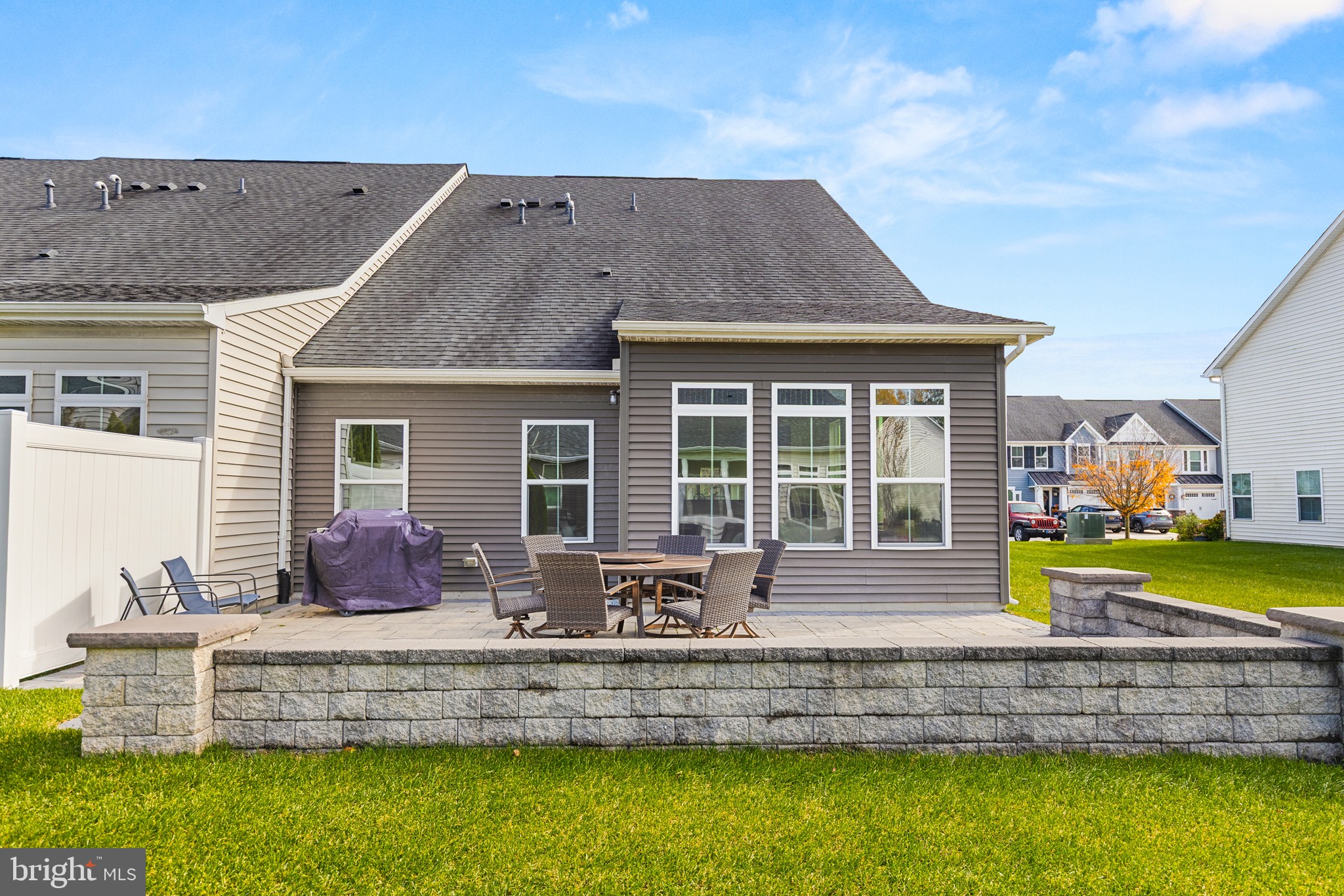 COASTAL CLUB - Residential