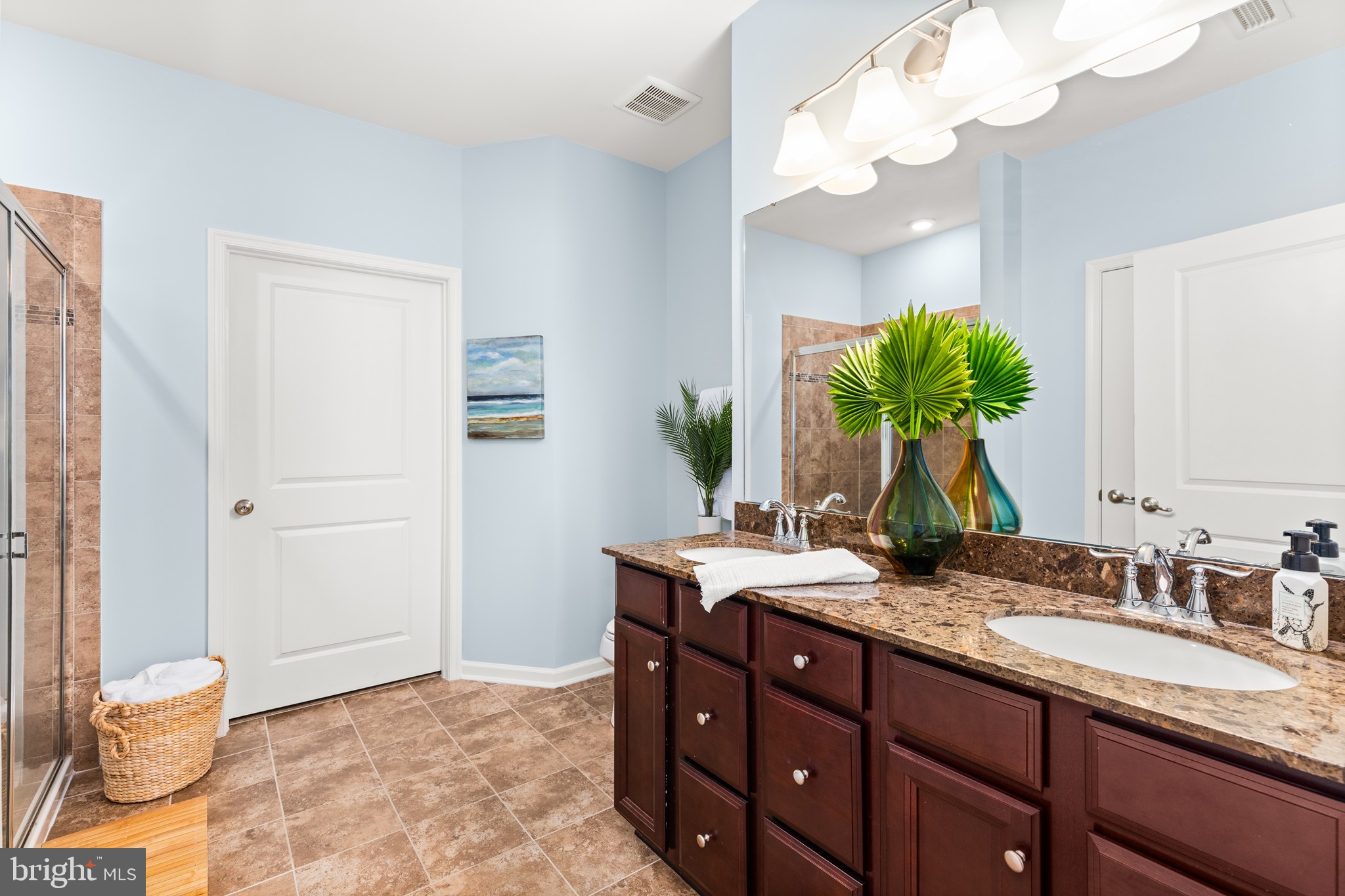 COASTAL CLUB - Residential