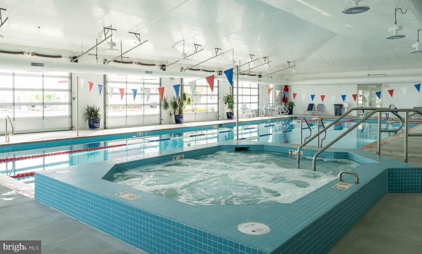 COASTAL CLUB - Residential