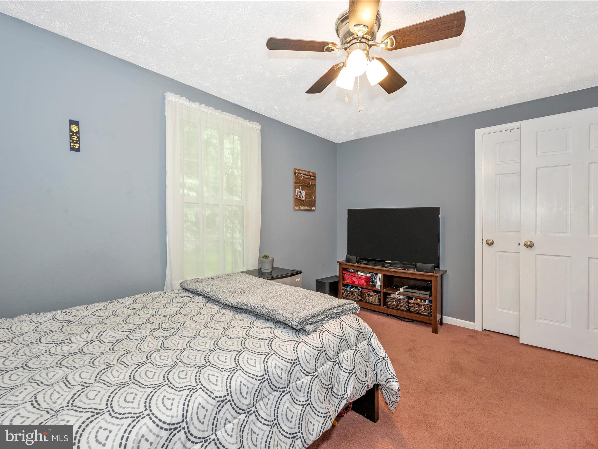 MT AIRY VILLAGE - Residential