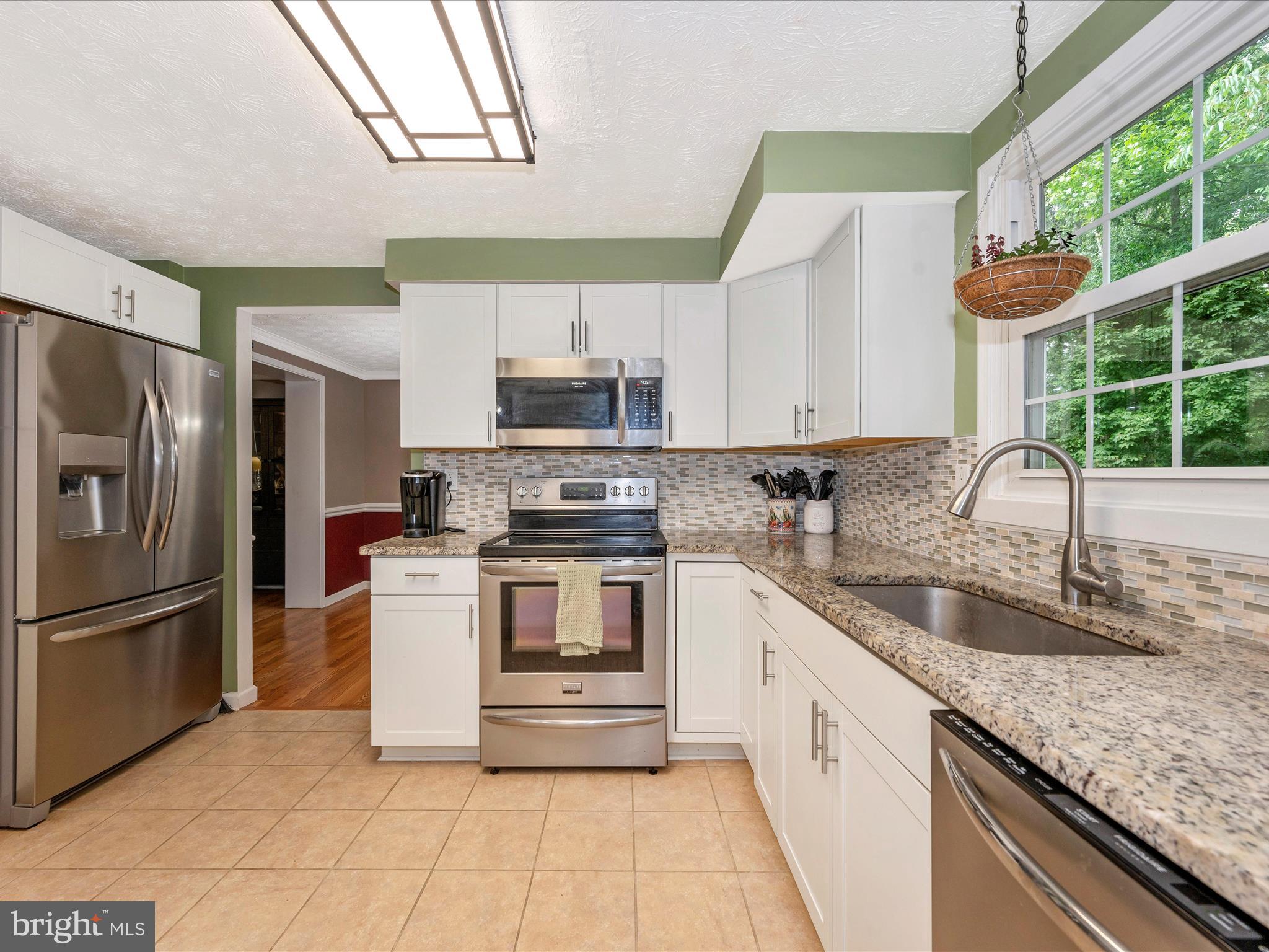 MT AIRY VILLAGE - Residential