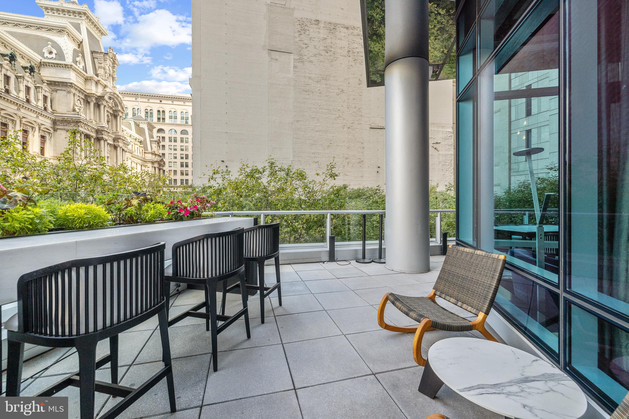 RITTENHOUSE SQUARE - Residential