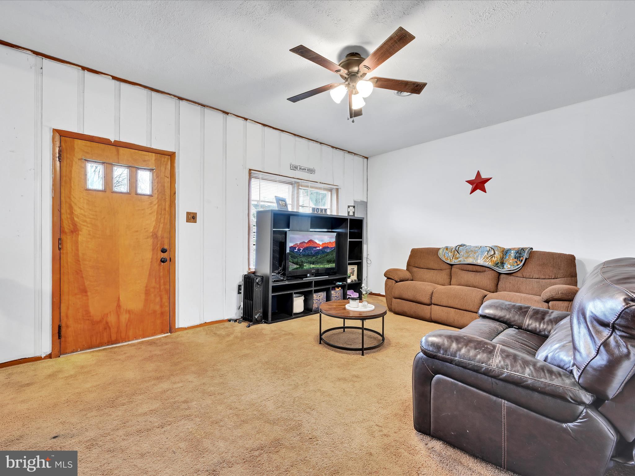 PERRYVILLE - Residential