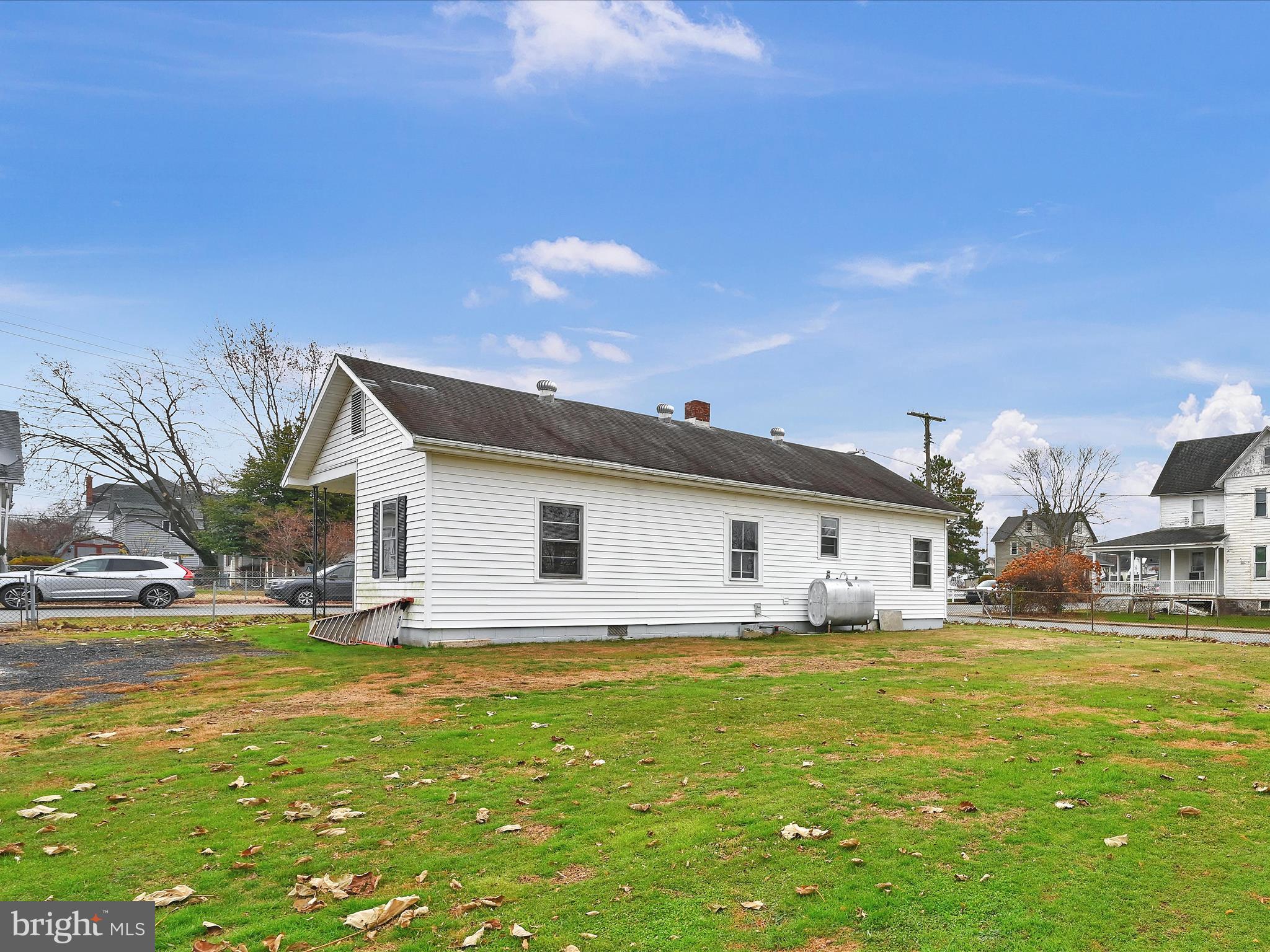 PERRYVILLE - Residential