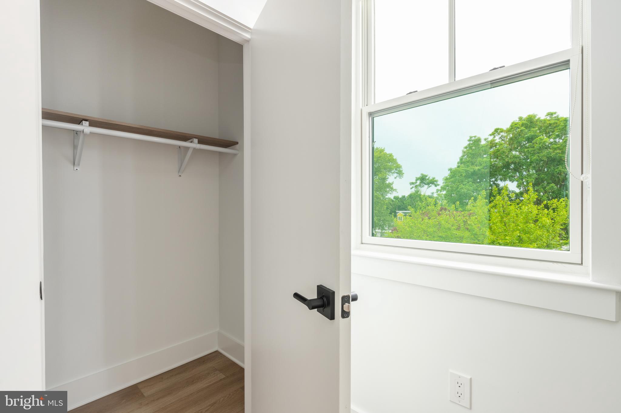 MT AIRY - Residential Income