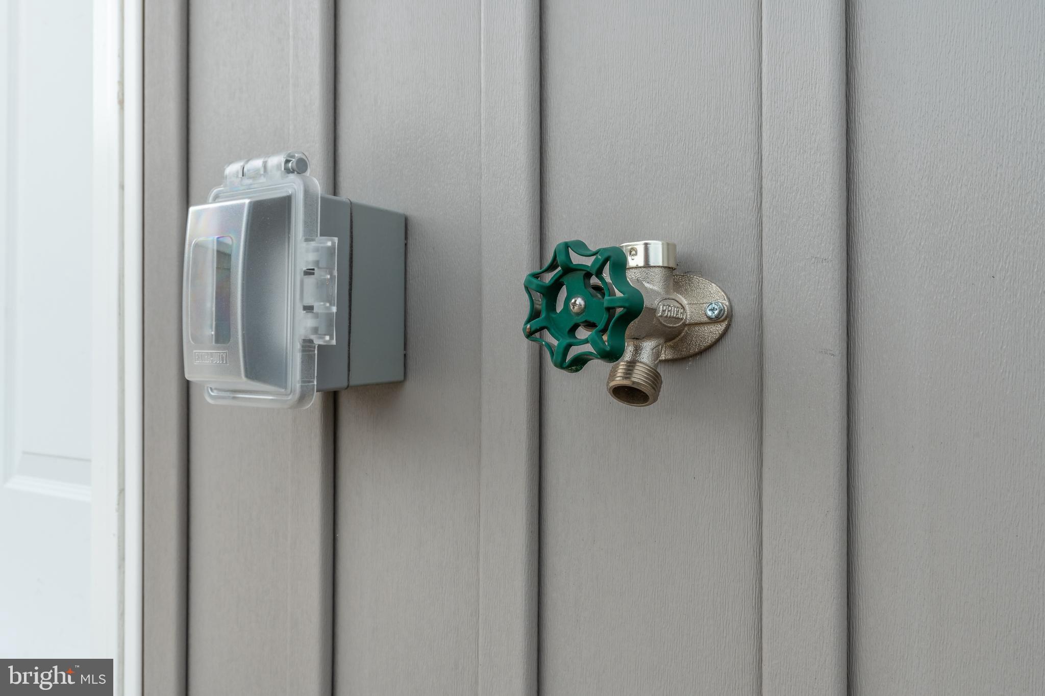 MT AIRY - Residential Income