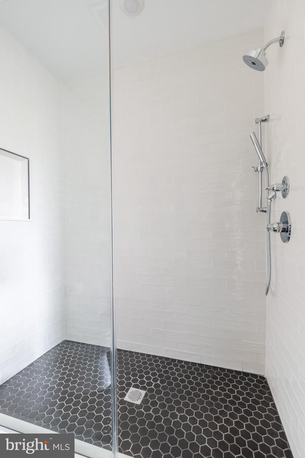 MT AIRY - Residential Income