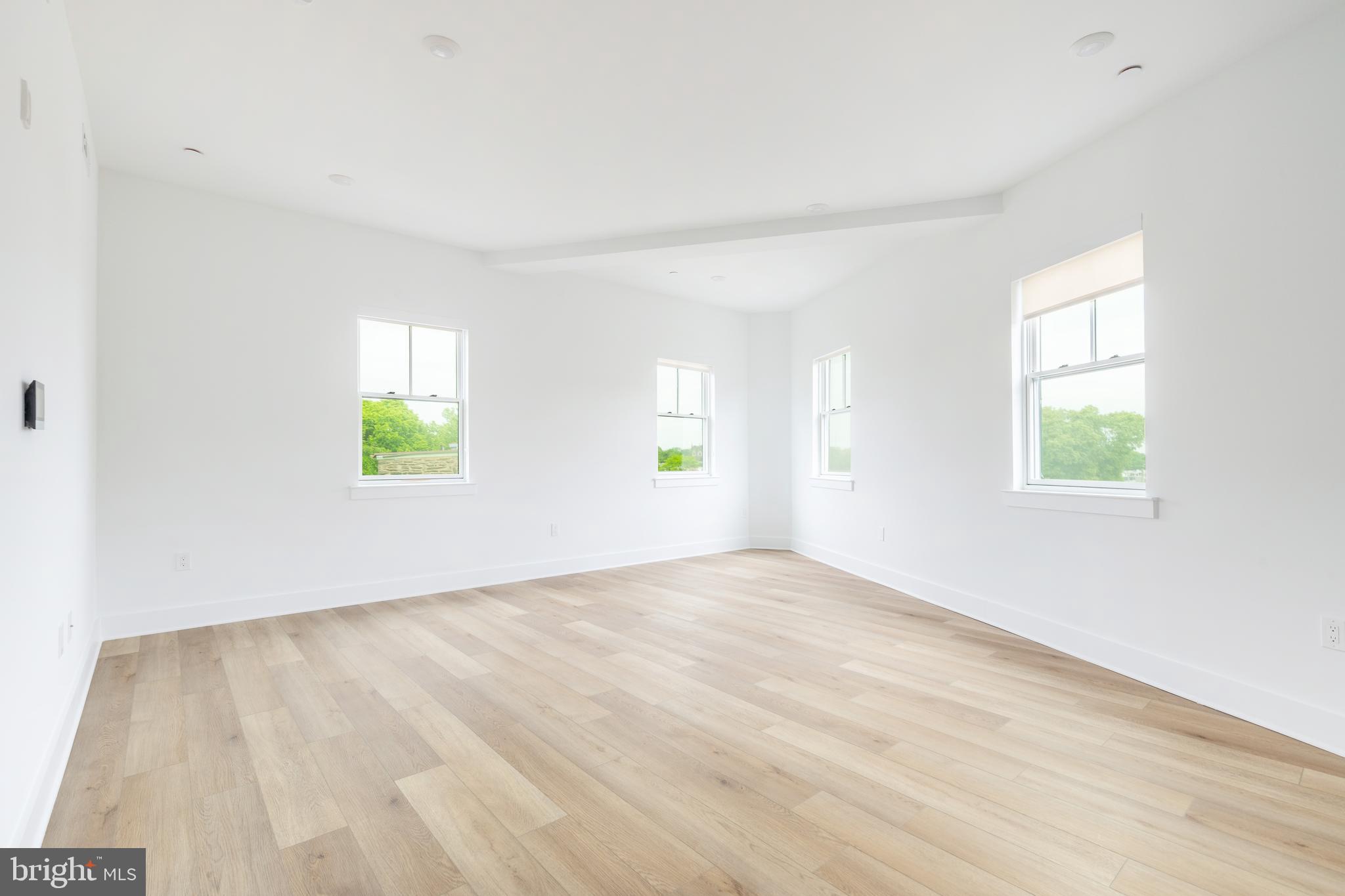 MT AIRY - Residential Income