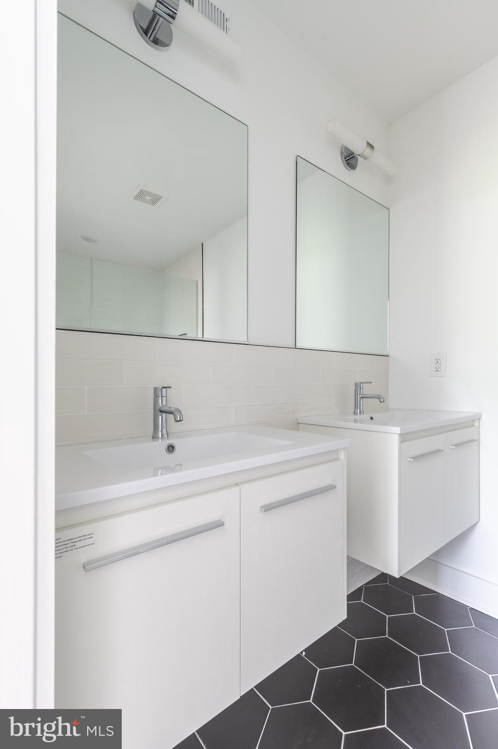 MT AIRY - Residential Income