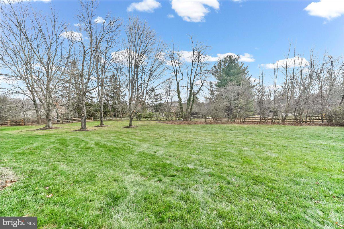 WEATHERSTONE - Residential