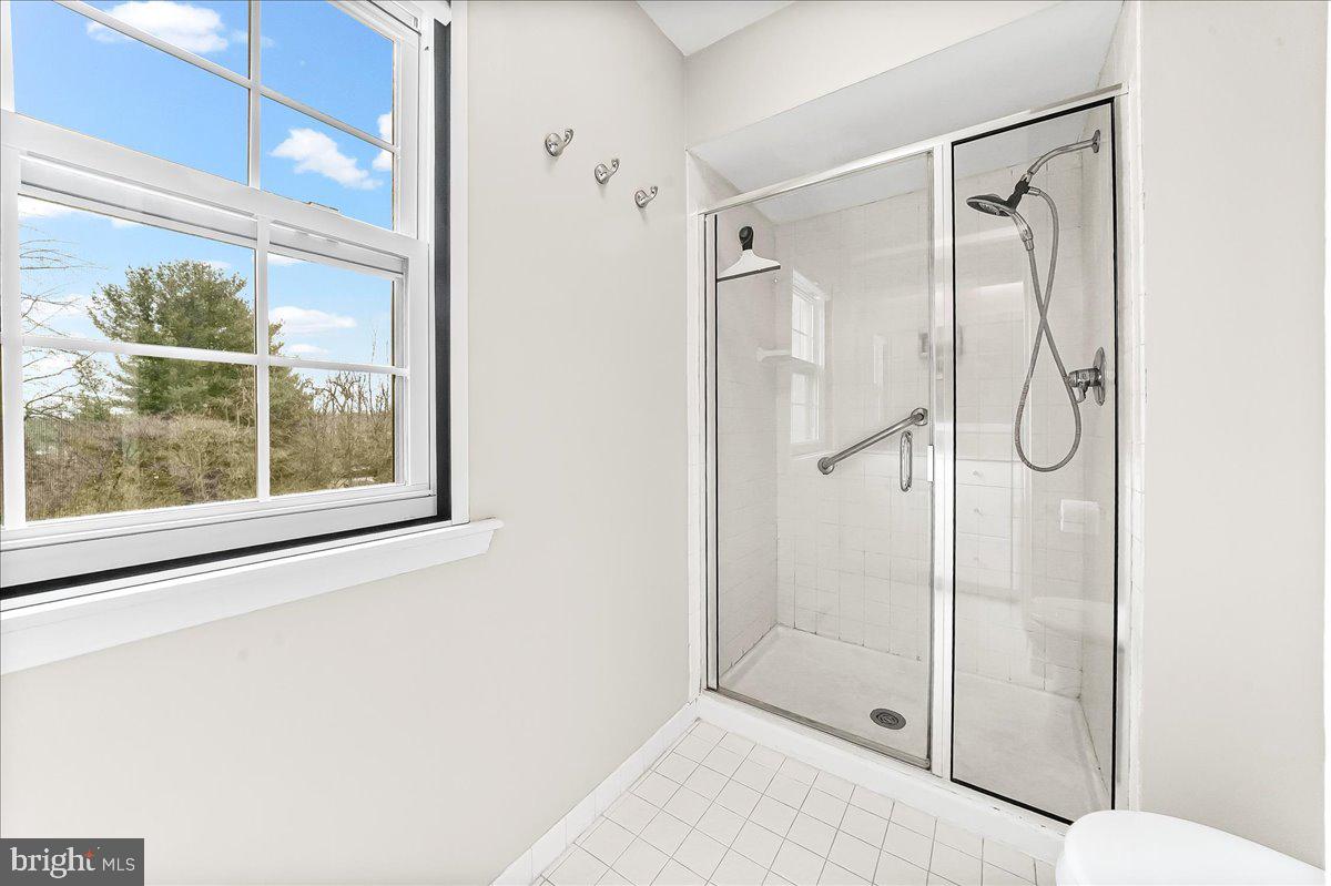 WEATHERSTONE - Residential