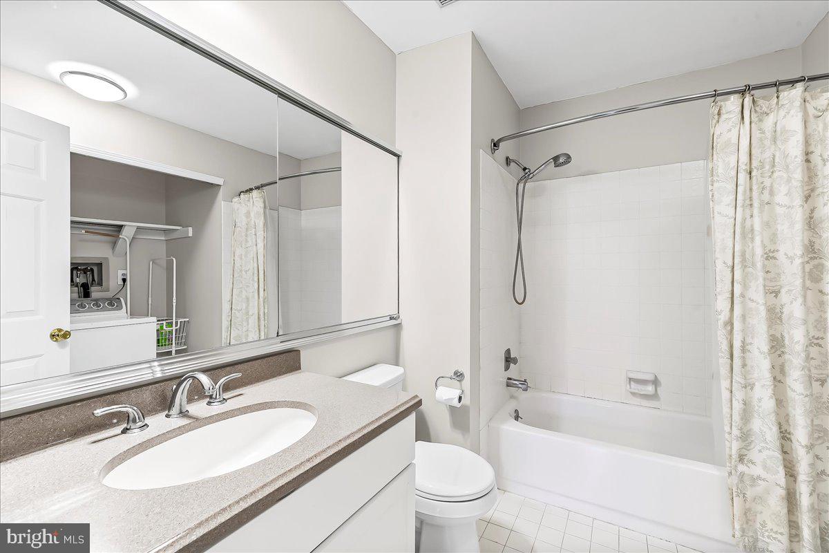 WEATHERSTONE - Residential