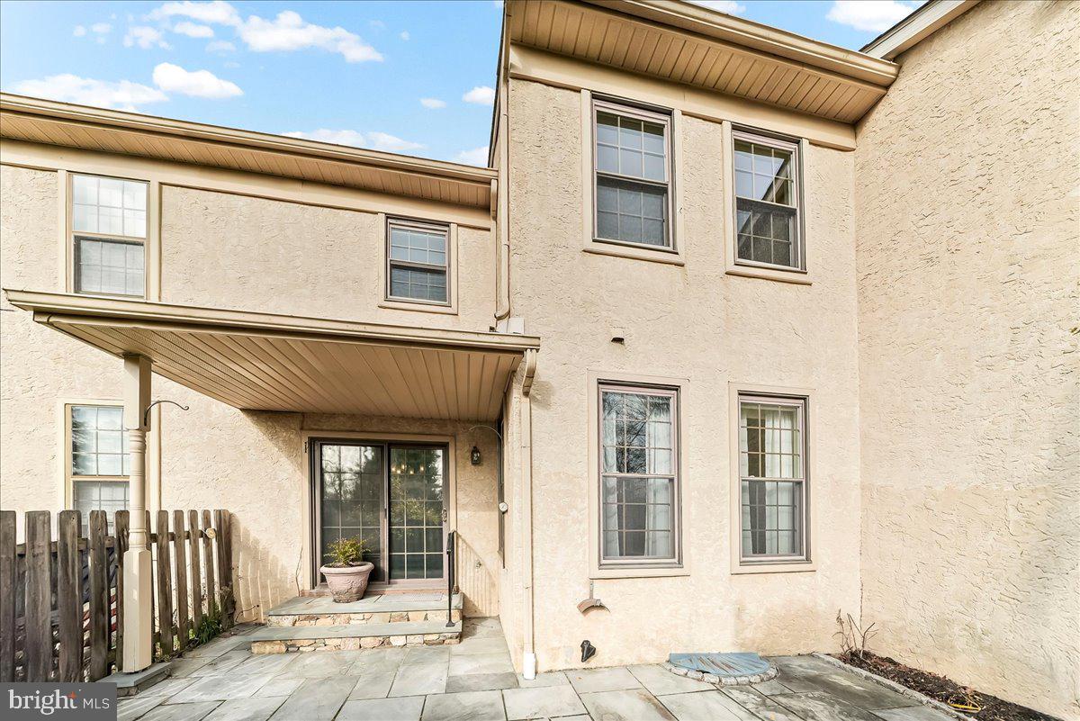 WEATHERSTONE - Residential