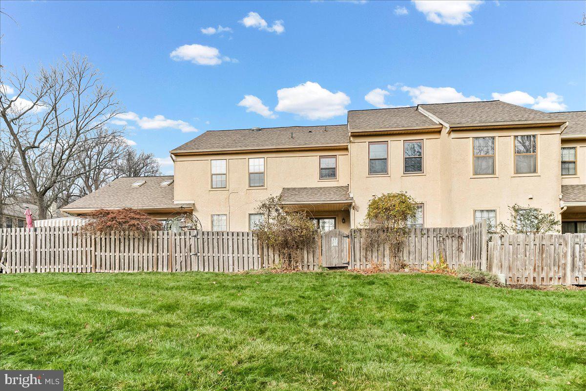 WEATHERSTONE - Residential