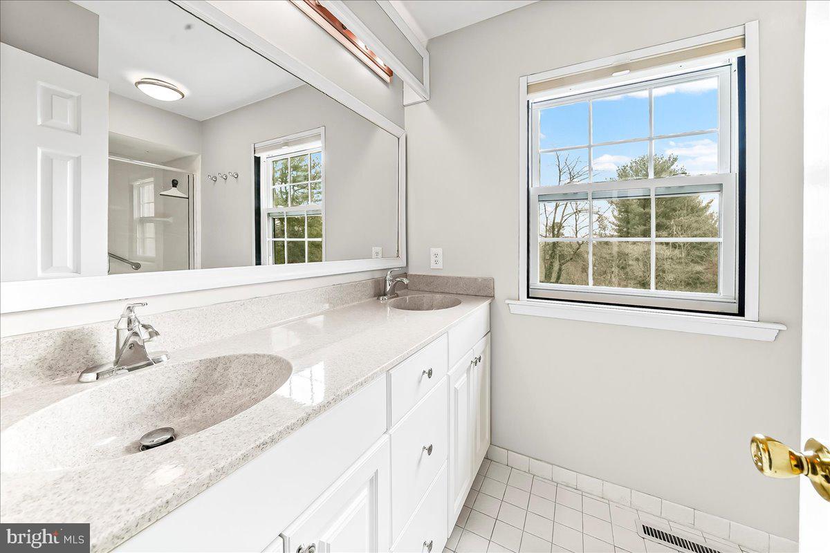 WEATHERSTONE - Residential